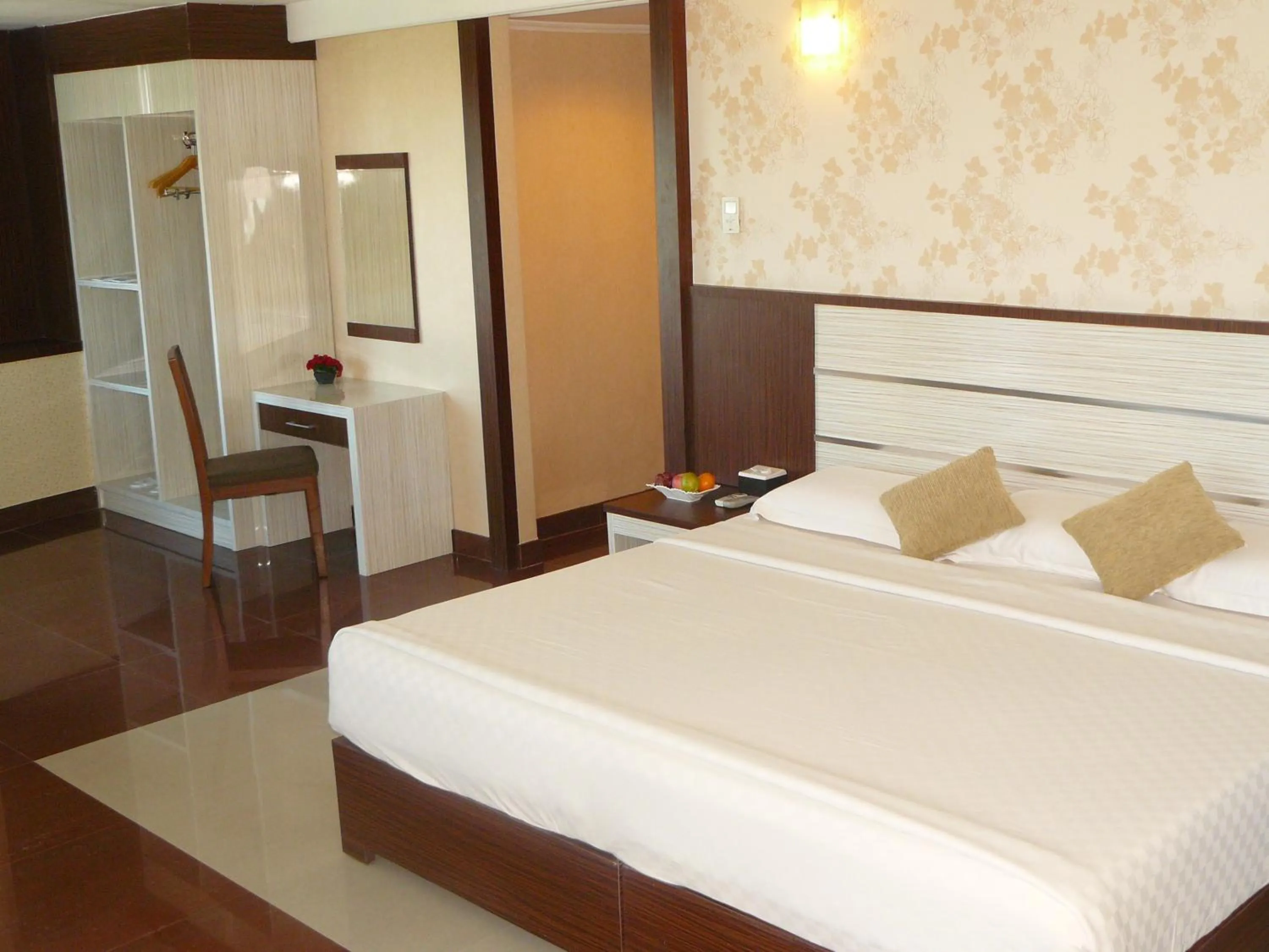 Bedroom, Bed in Hotel Oval