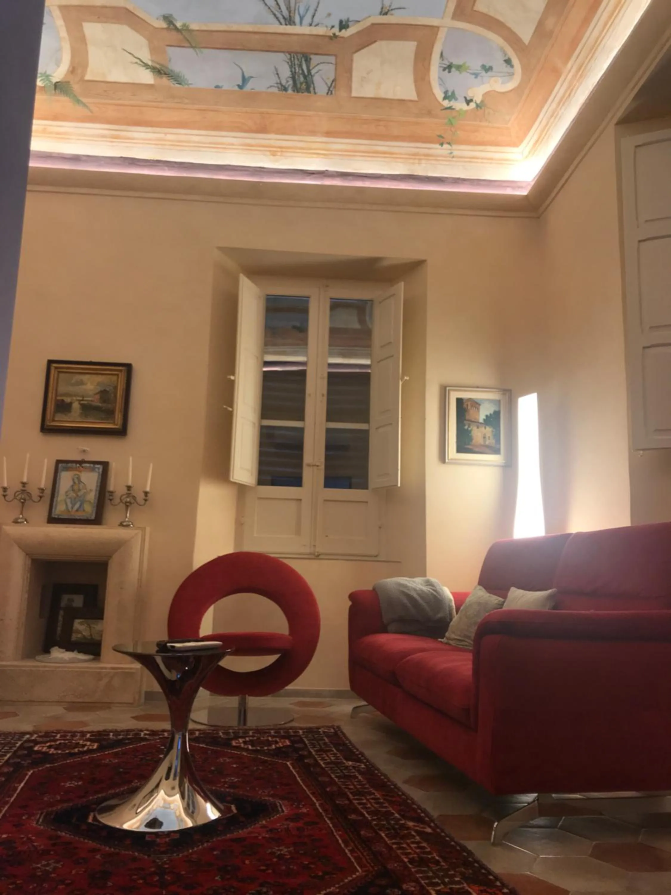 Communal lounge/ TV room in Villa Mascitti B&B Tortoreto Alto