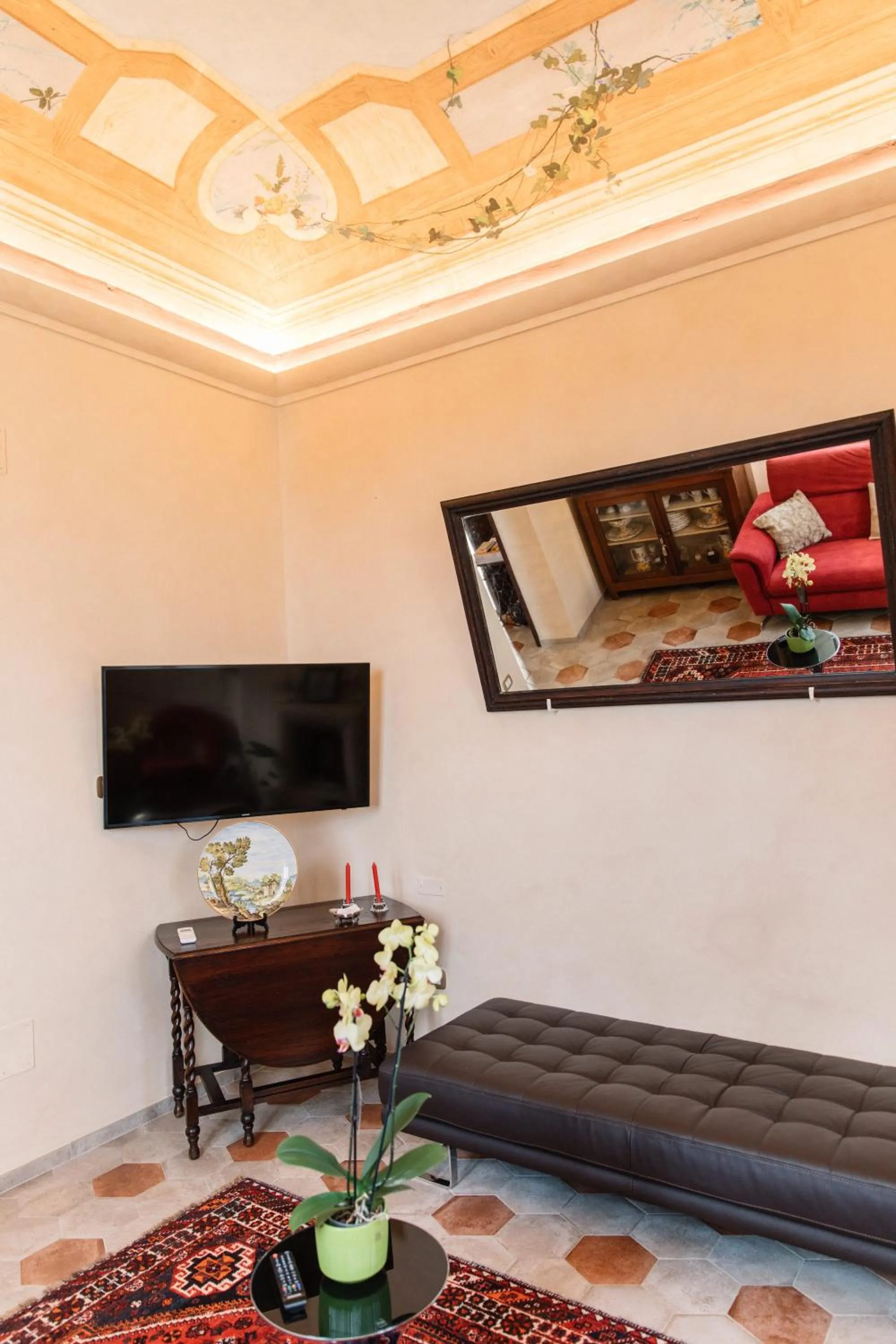 Communal lounge/ TV room in Villa Mascitti B&B Tortoreto Alto