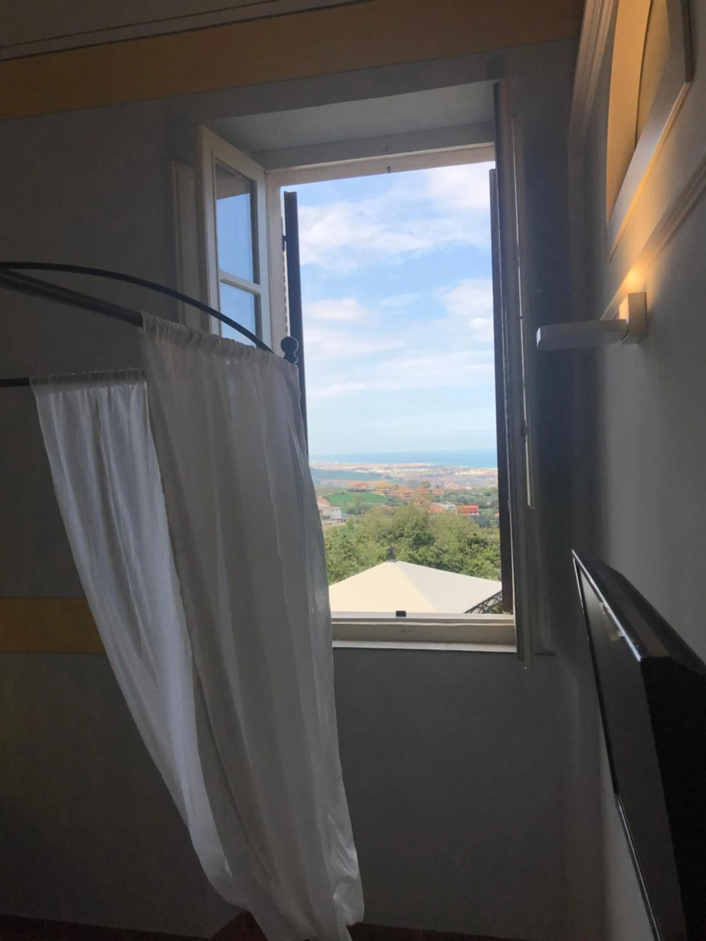 Bed in Villa Mascitti B&B Tortoreto Alto