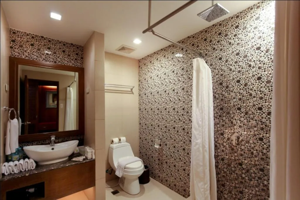 Boracay Tropics Resort Hotel