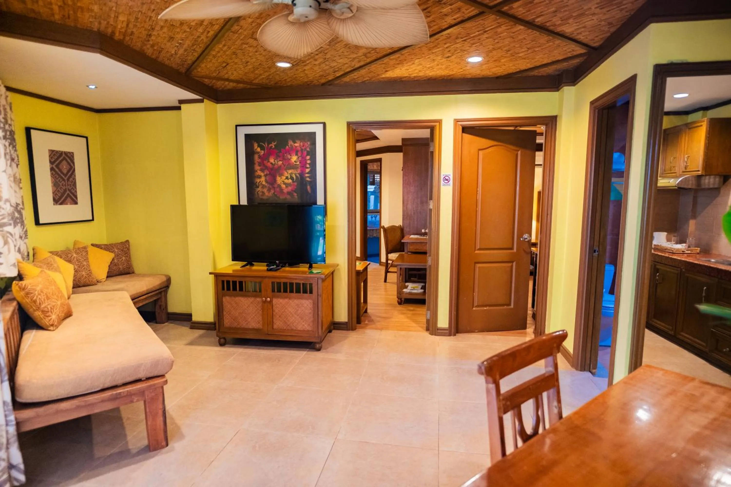 Boracay Tropics Resort Hotel