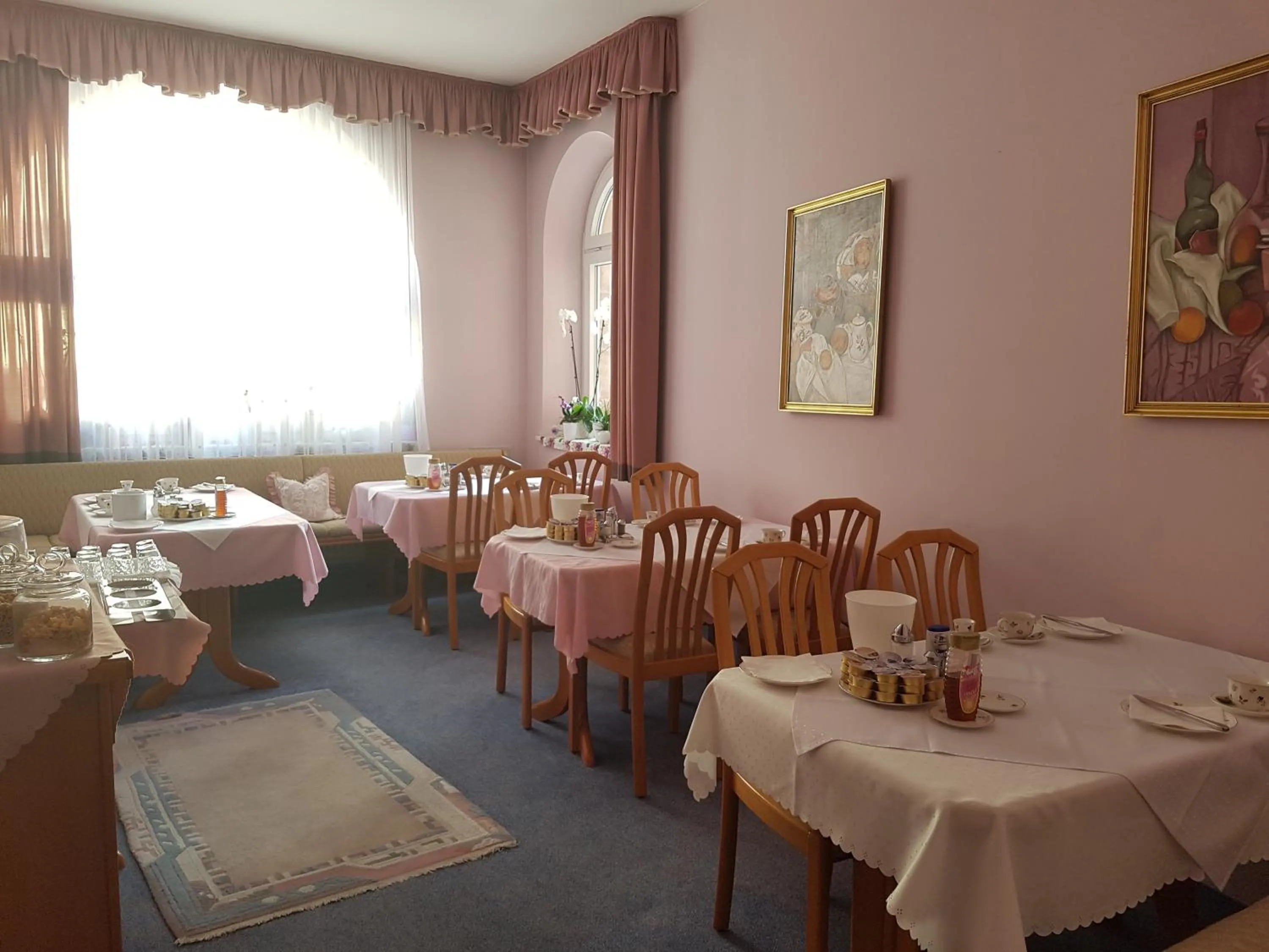 Restaurant/Places to Eat in Hotel Garni Keiml