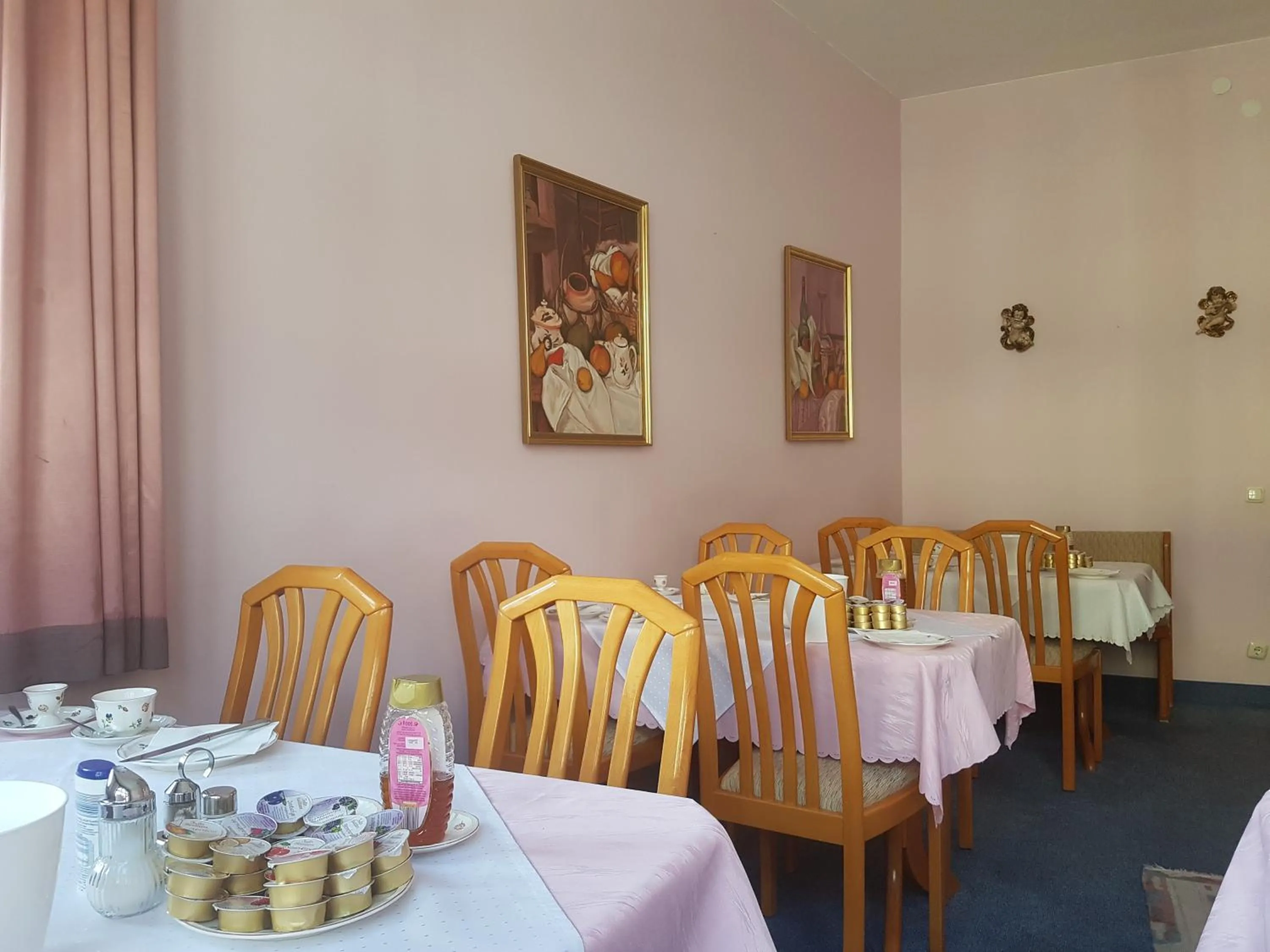 Restaurant/Places to Eat in Hotel Garni Keiml