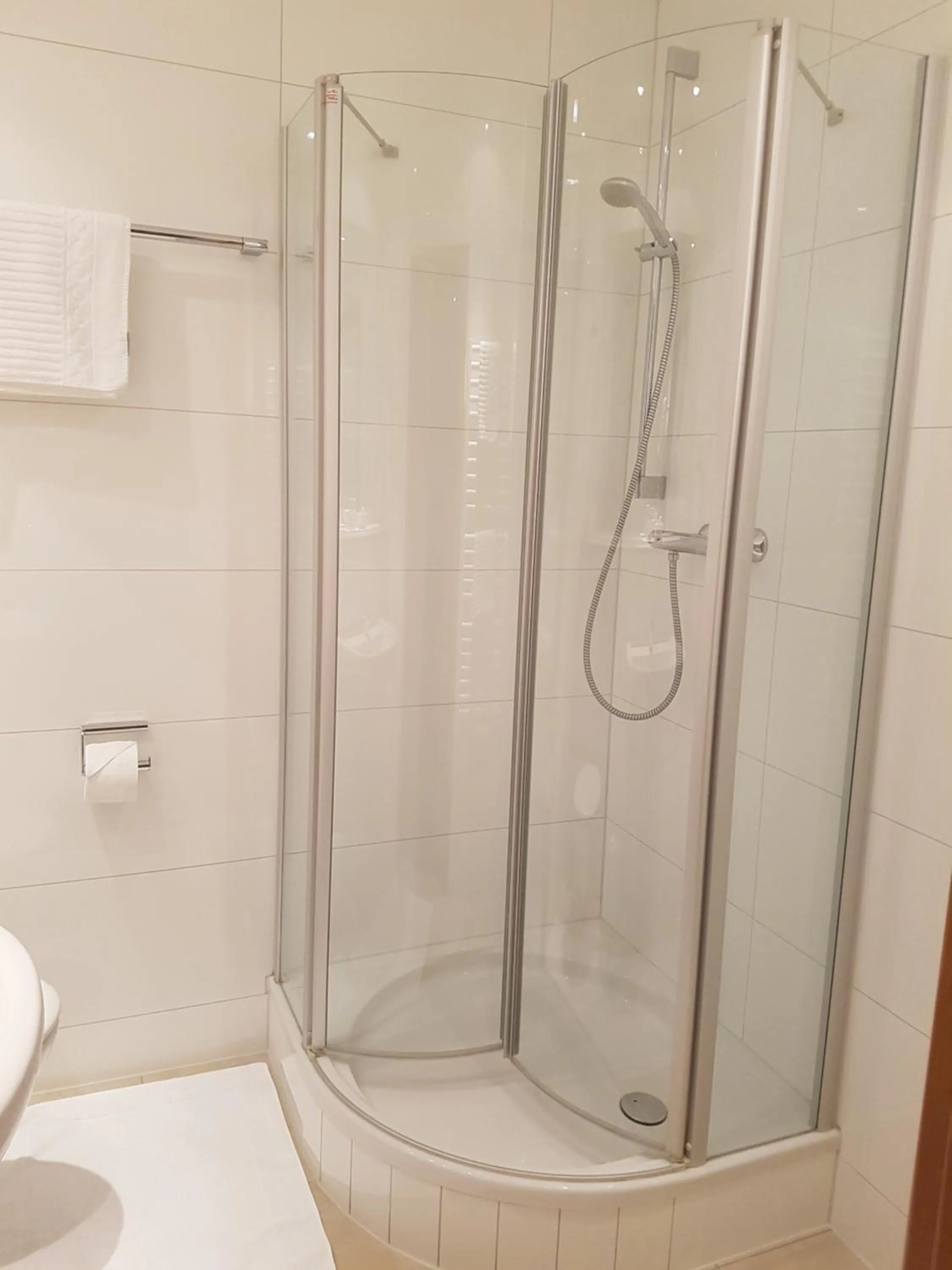 Bathroom in Hotel Garni Keiml