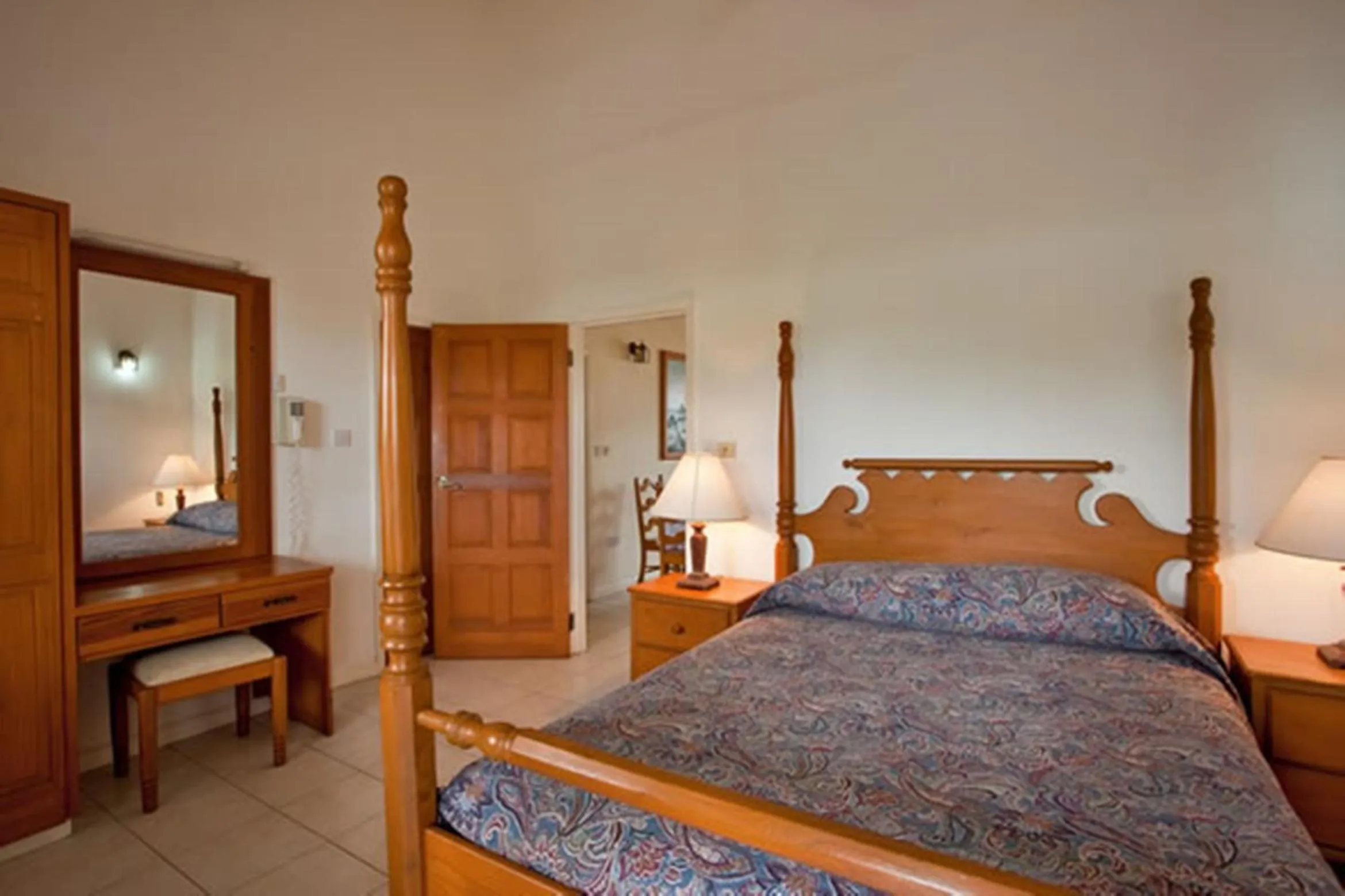 Bedroom, Bed in Villa Beach Cottages