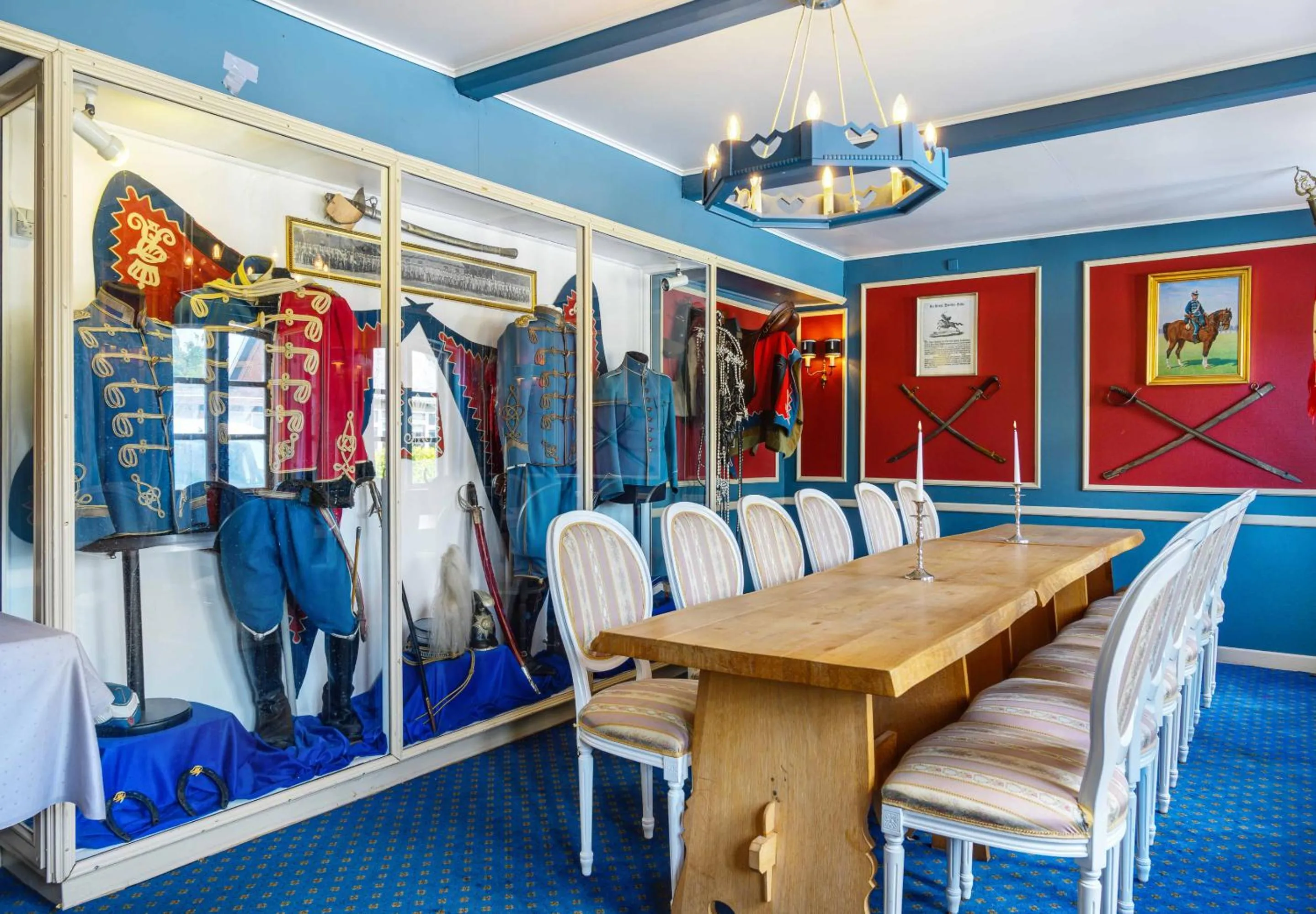 Seating area in Hotel Menstrup Kro