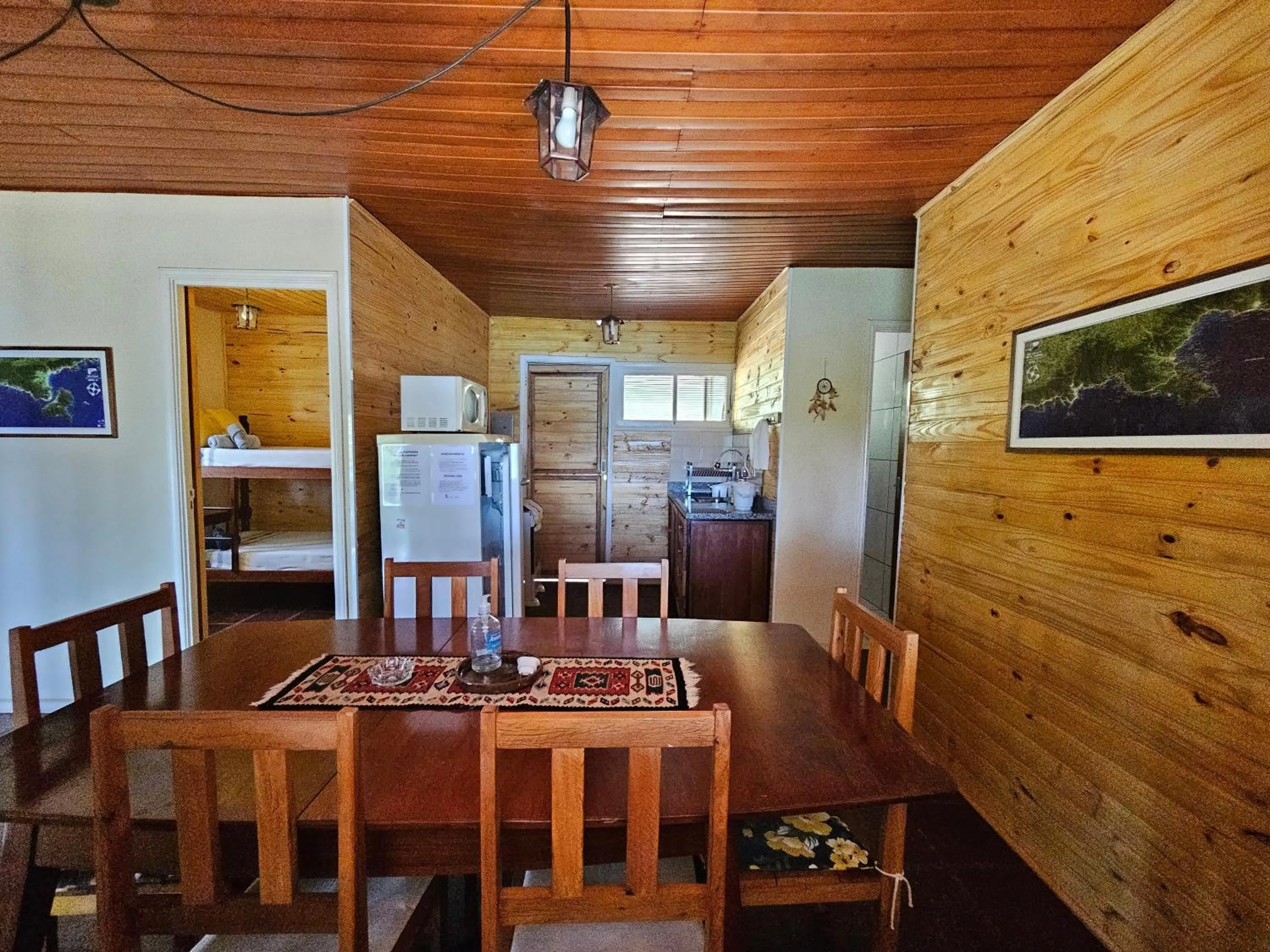 Kitchen or kitchenette in Chalé Karin Sampaio