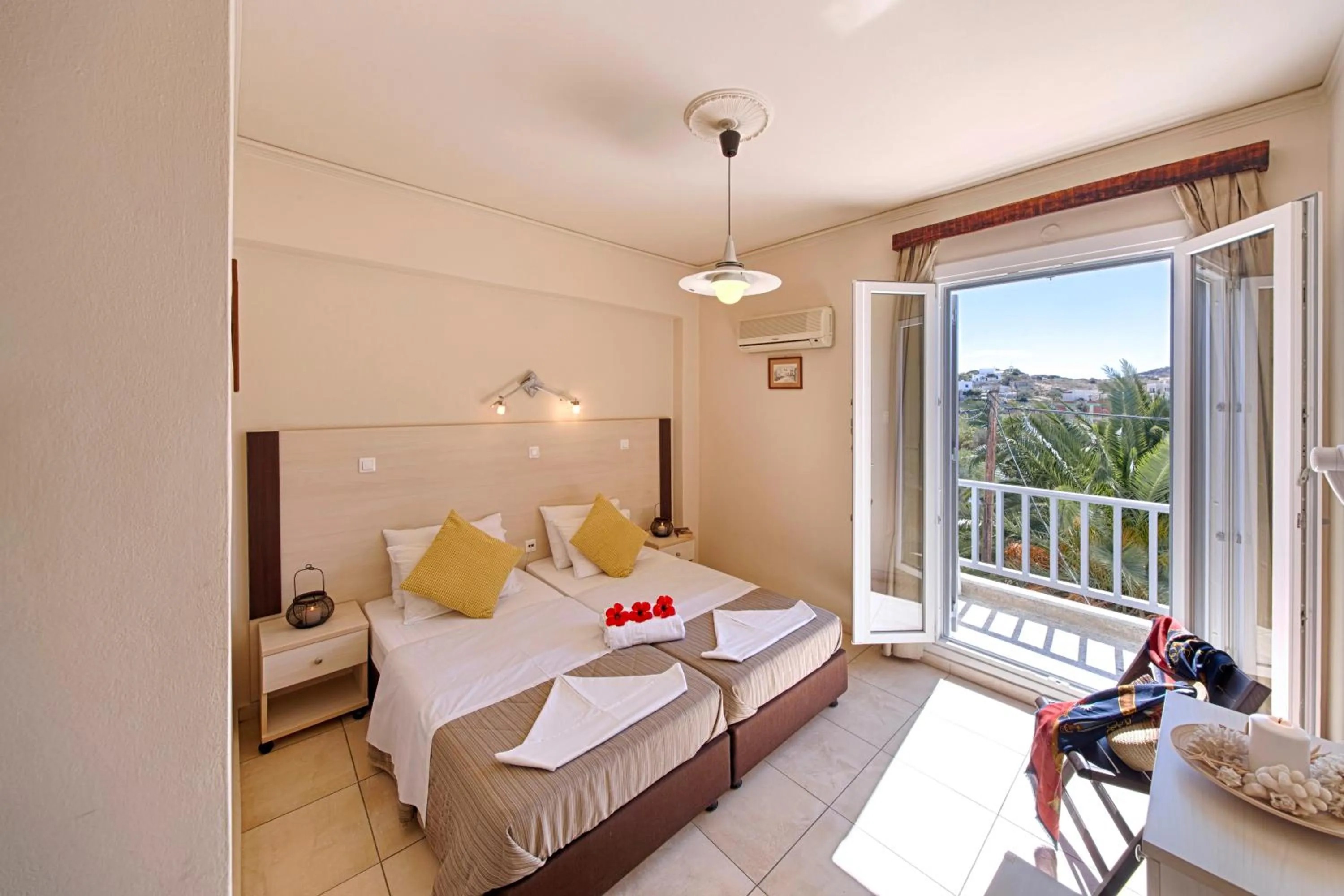 Bedroom, Bed in Francoise Hotel