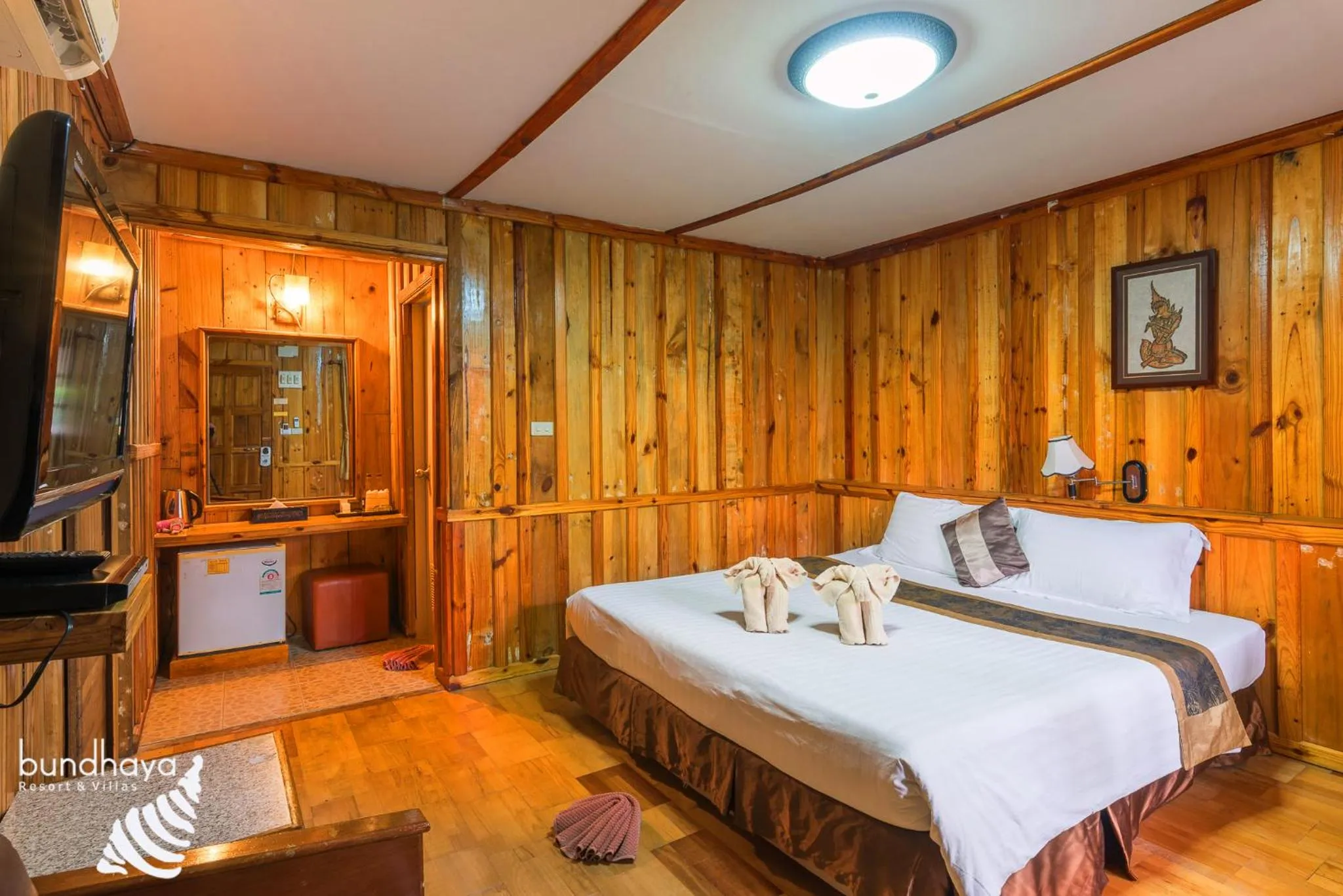 Bed in Bundhaya Resort