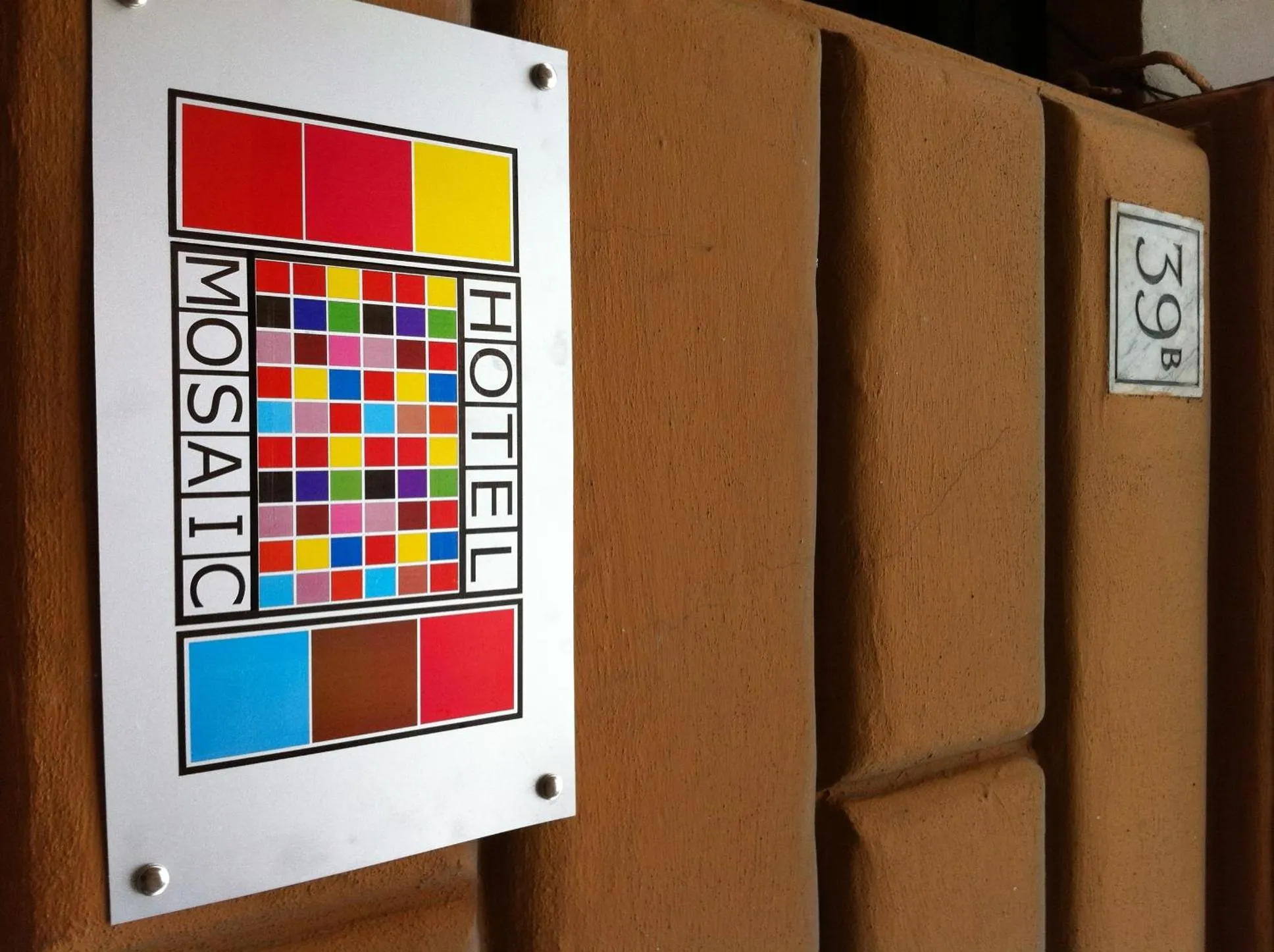 Facade/entrance in Hotel Mosaic