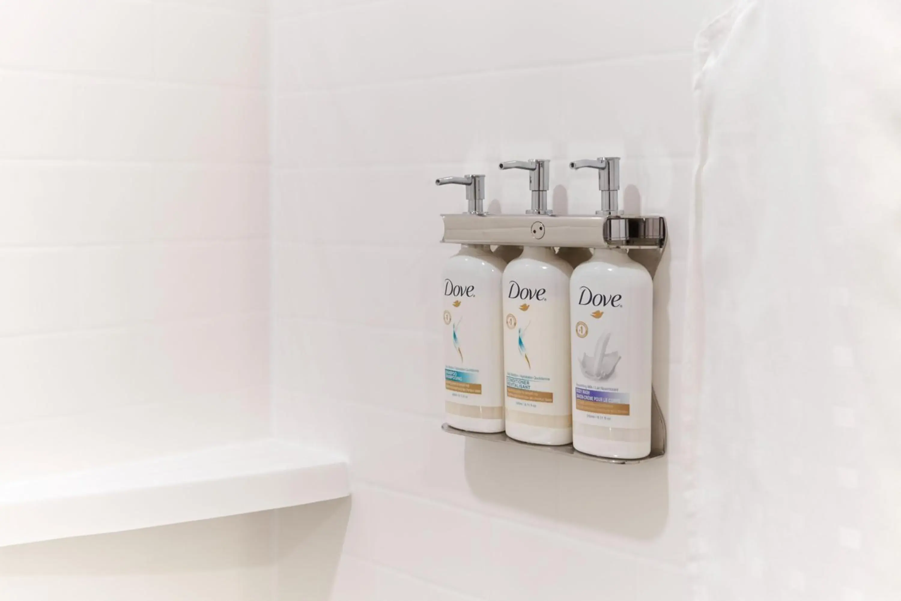 Premium Corner King Room with Shower in Holiday Inn & Suites Ottawa Kanata by IHG Premium Corner King Room with Shower in Holiday Inn & Suites Ottawa Kanata by IHG