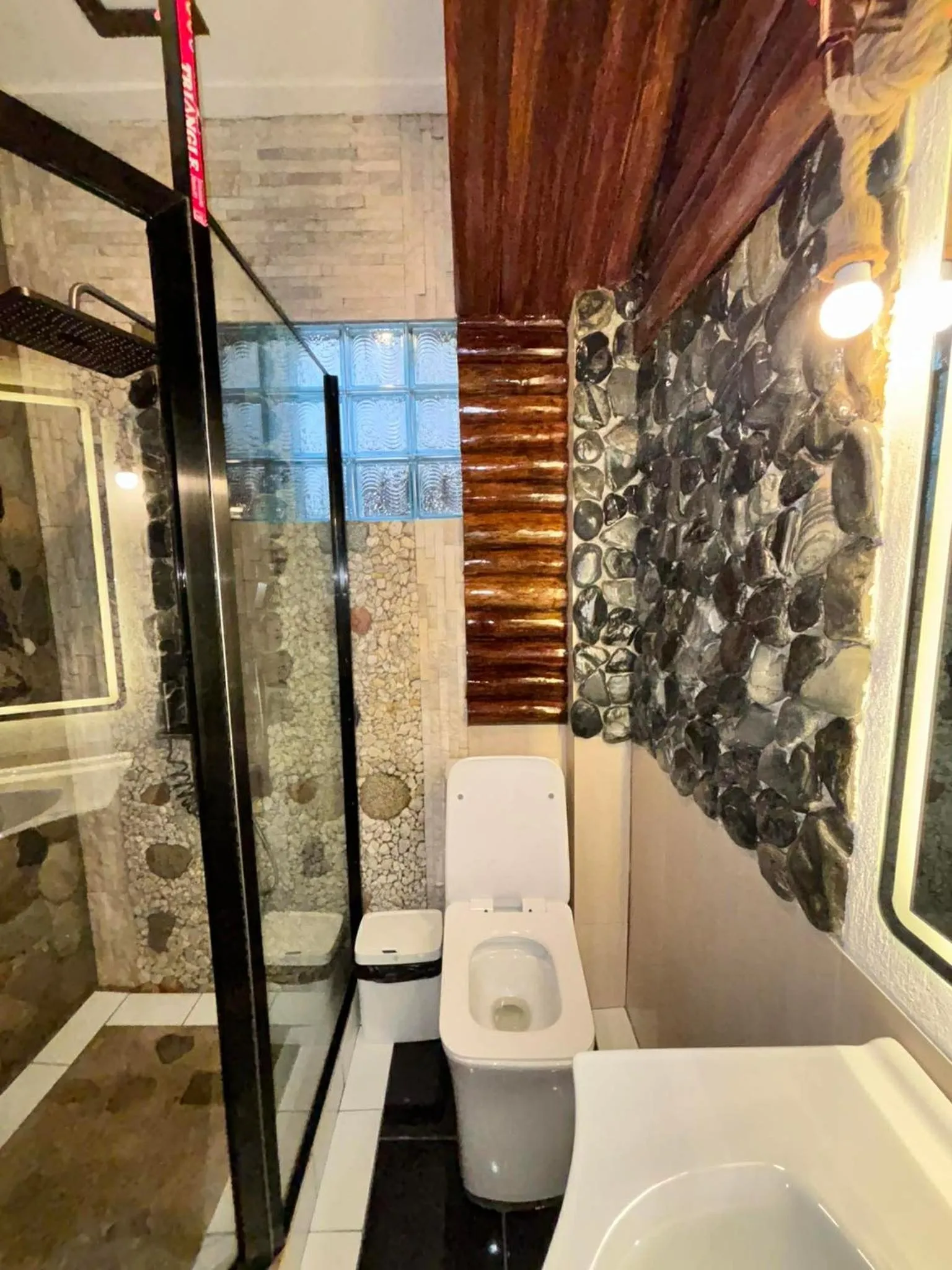 BING-VICE Tourist Inn