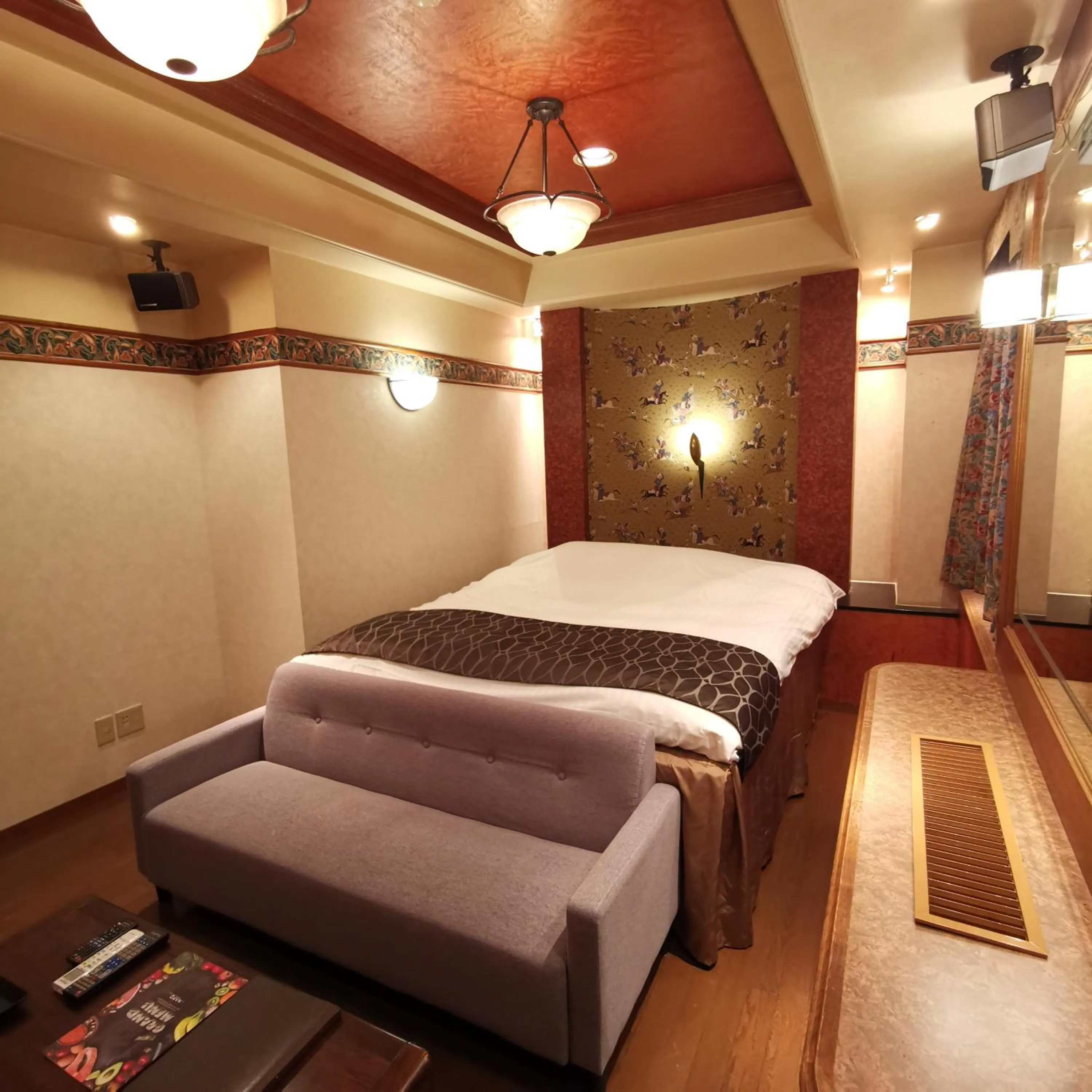 Bed in ホテル マリオン 鈴鹿