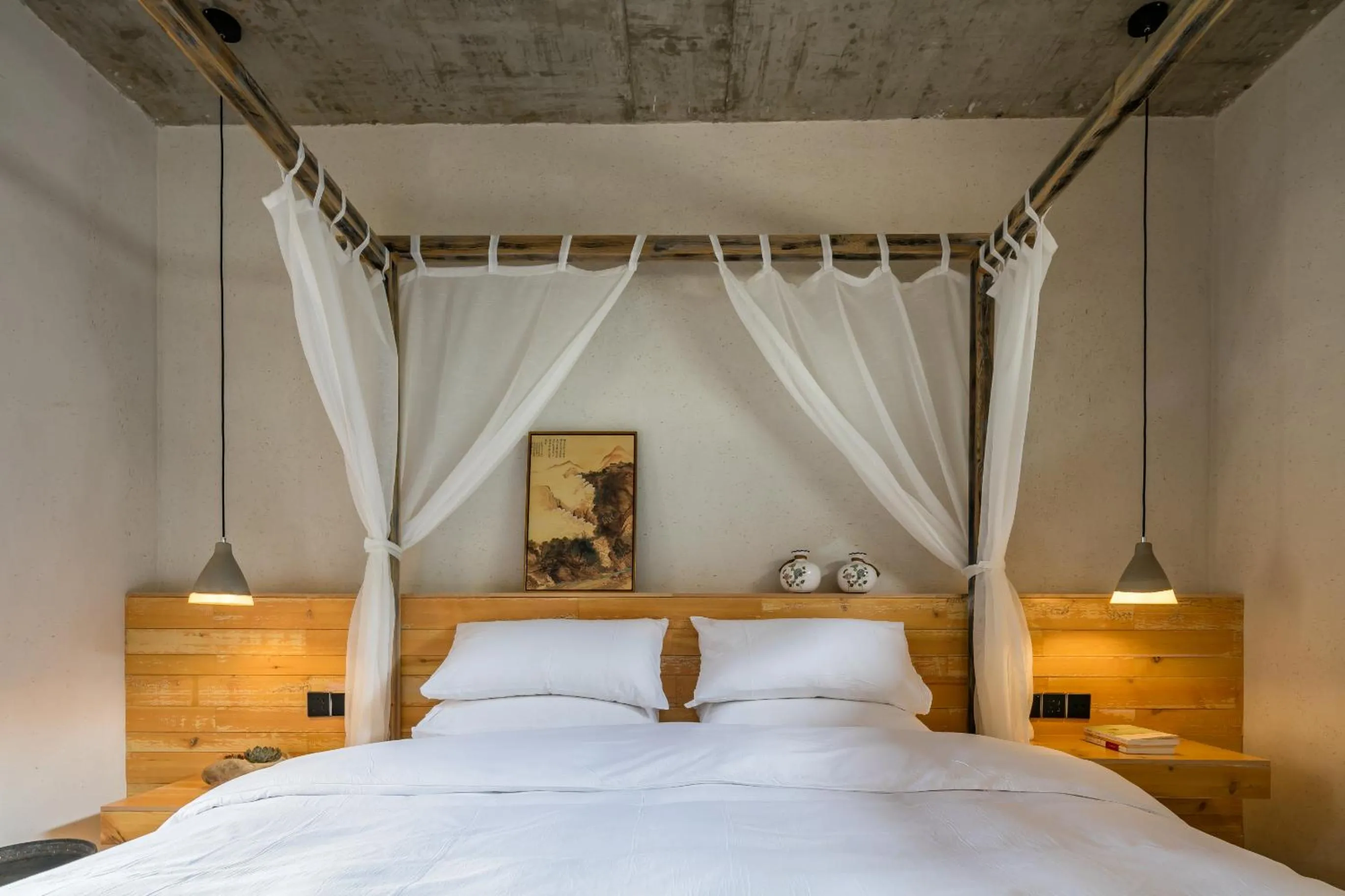 Bed in Shangri-La Karesansui Hotel