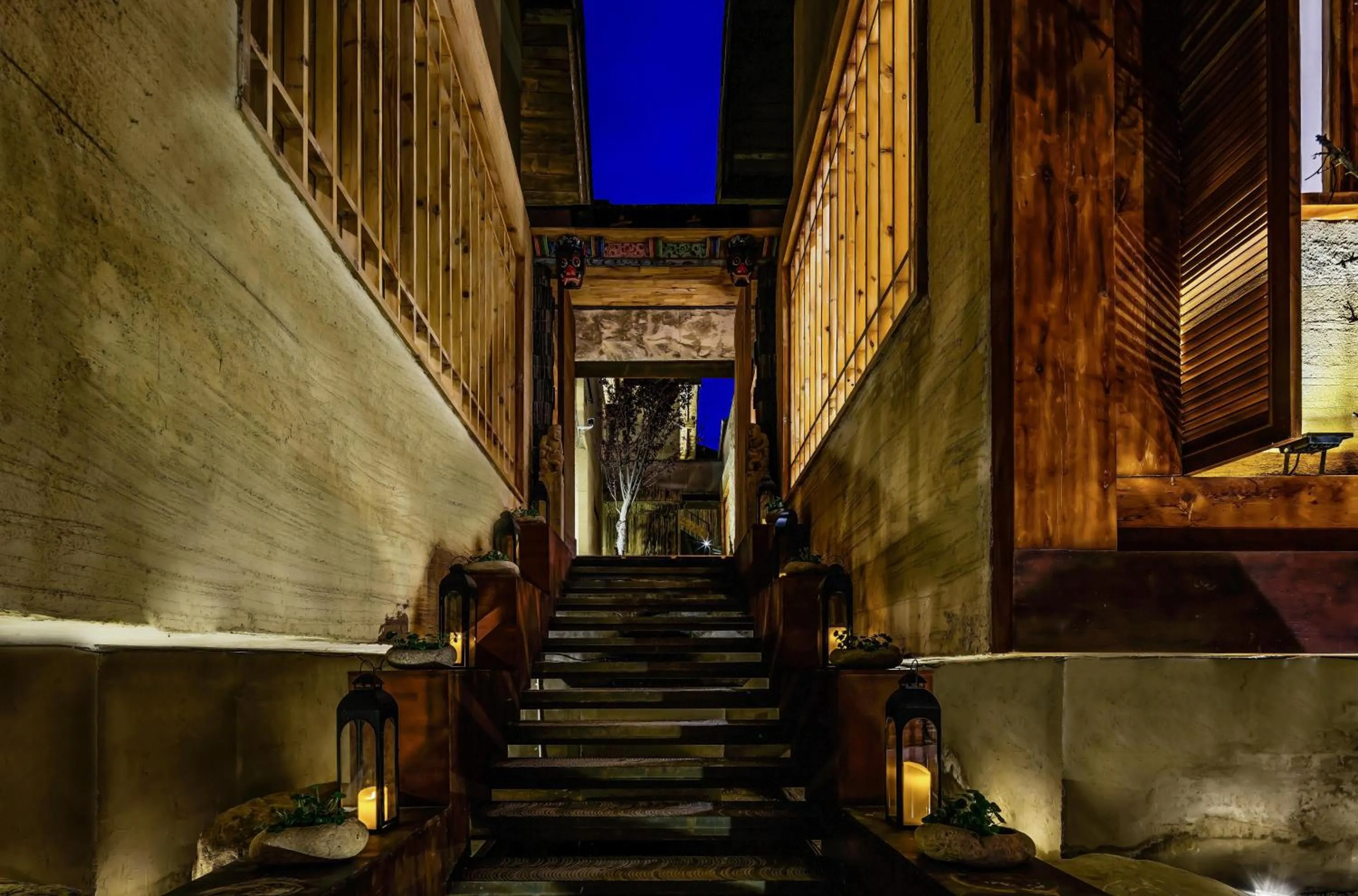 Shangri-La Karesansui Hotel