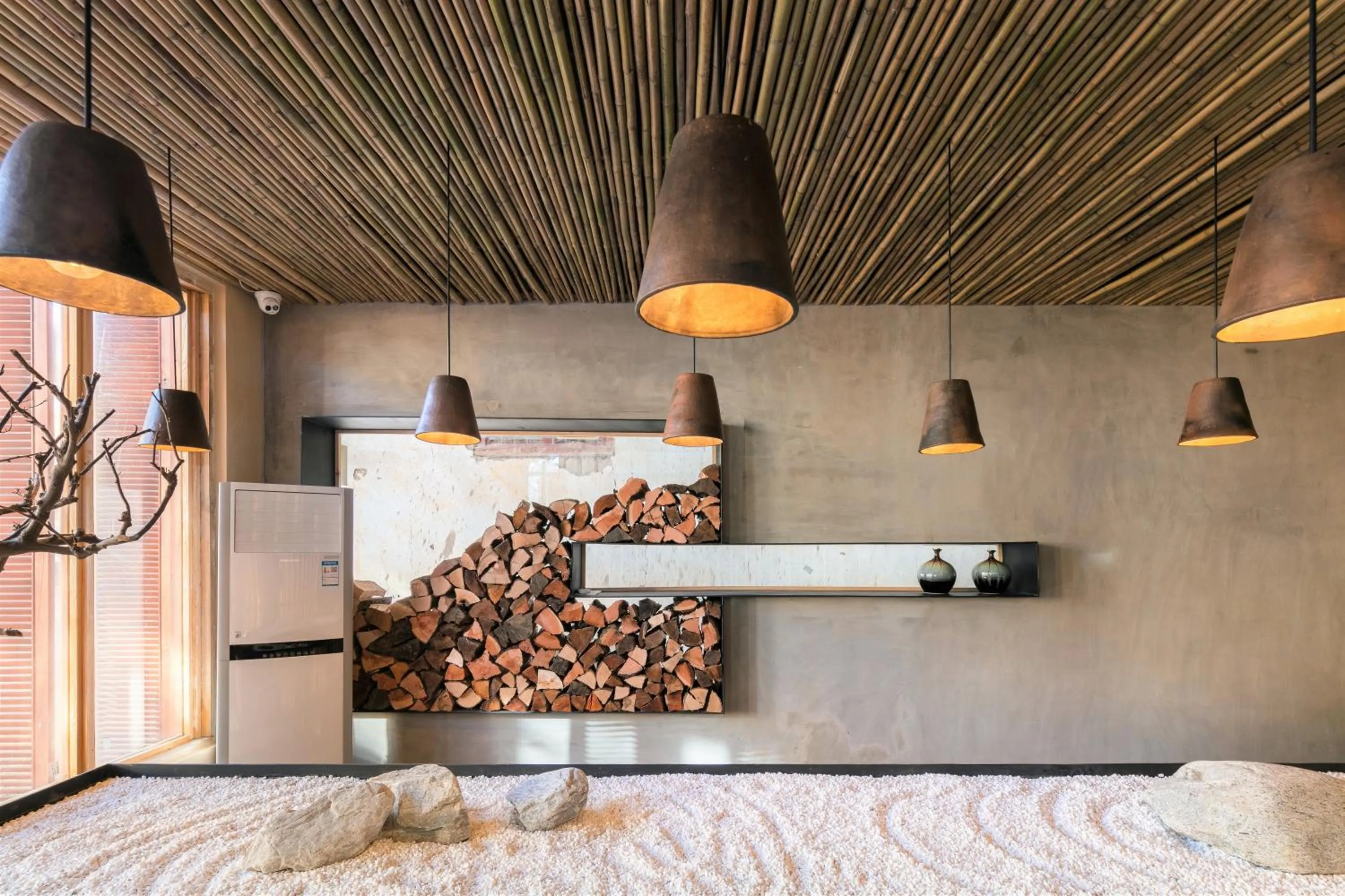 Restaurant/places to eat in Shangri-La Karesansui Hotel