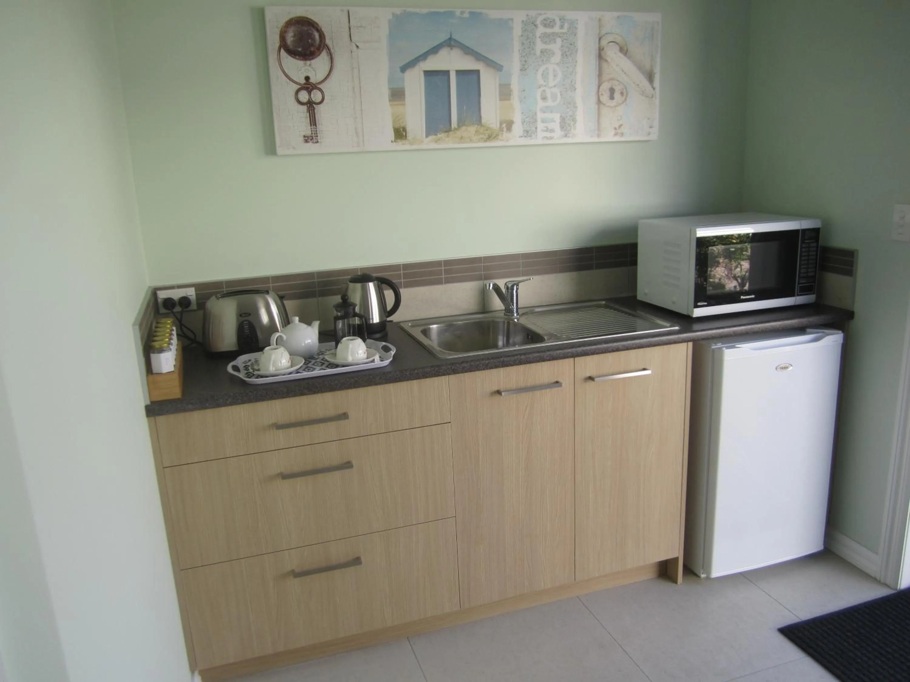 Kitchen or kitchenette in Hyecroft Lodge