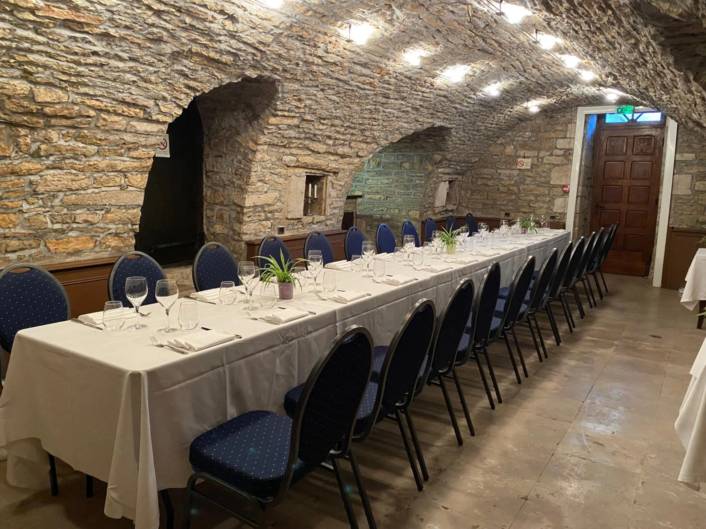 Property building in Hostellerie Du Chateau