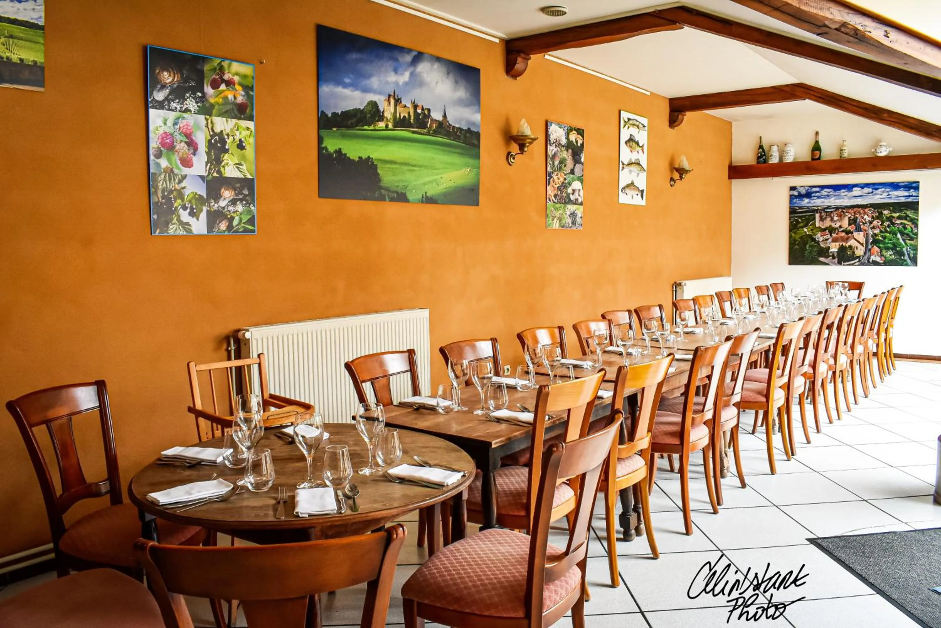 Restaurant/places to eat in Hostellerie Du Chateau