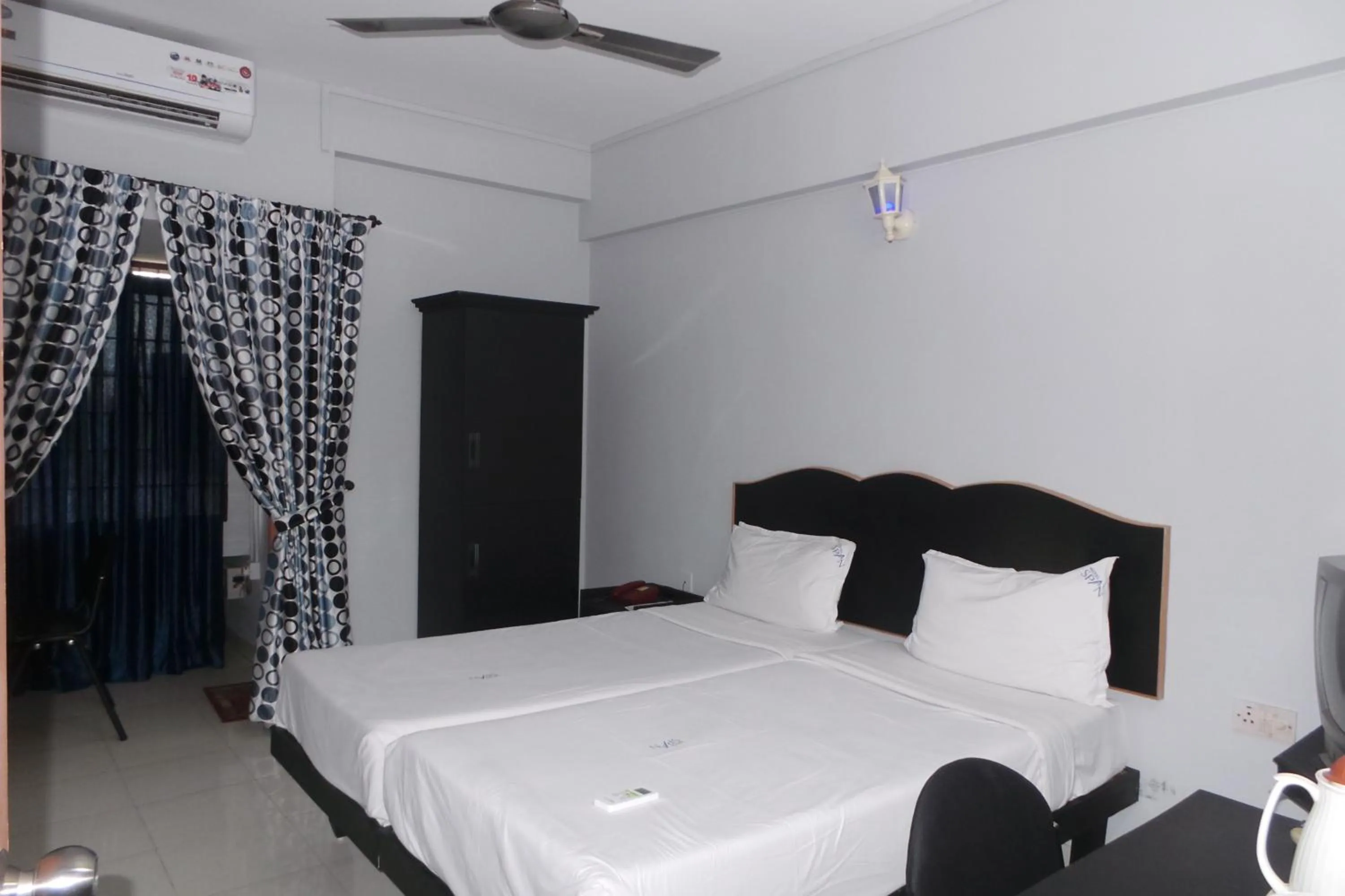 Bedroom, Bed in Hotel Span