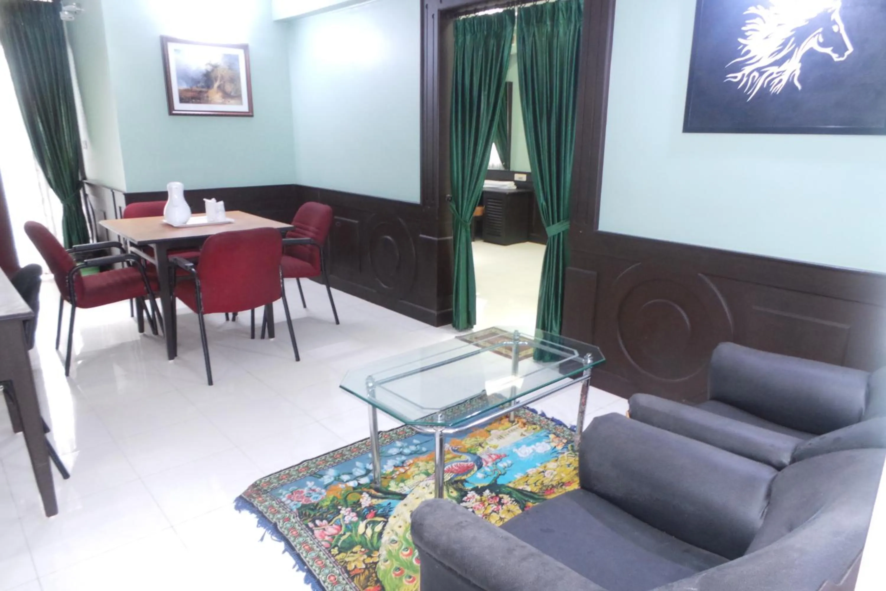 Seating area in Hotel Span