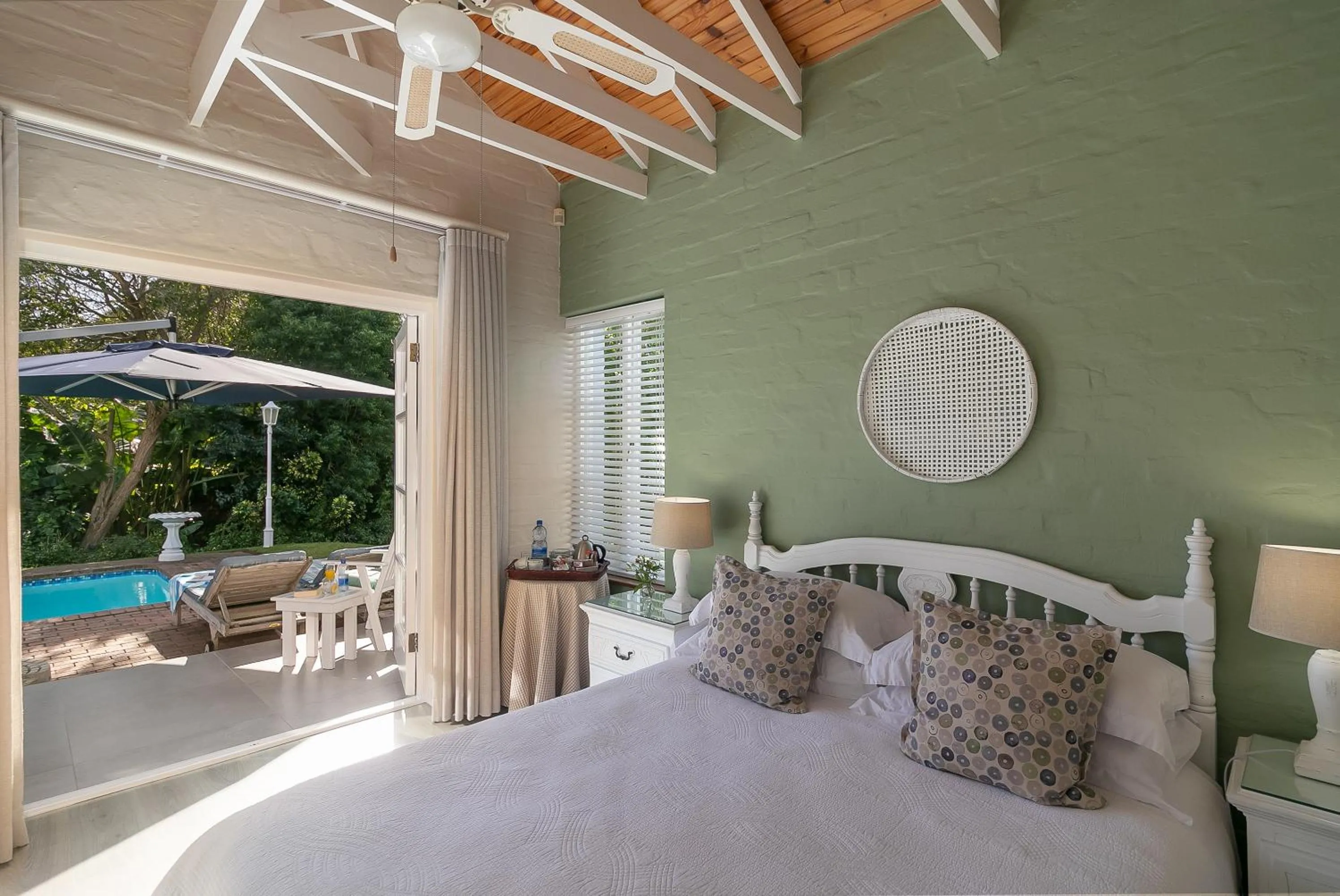 Bed in The Knysna Belle Guest House