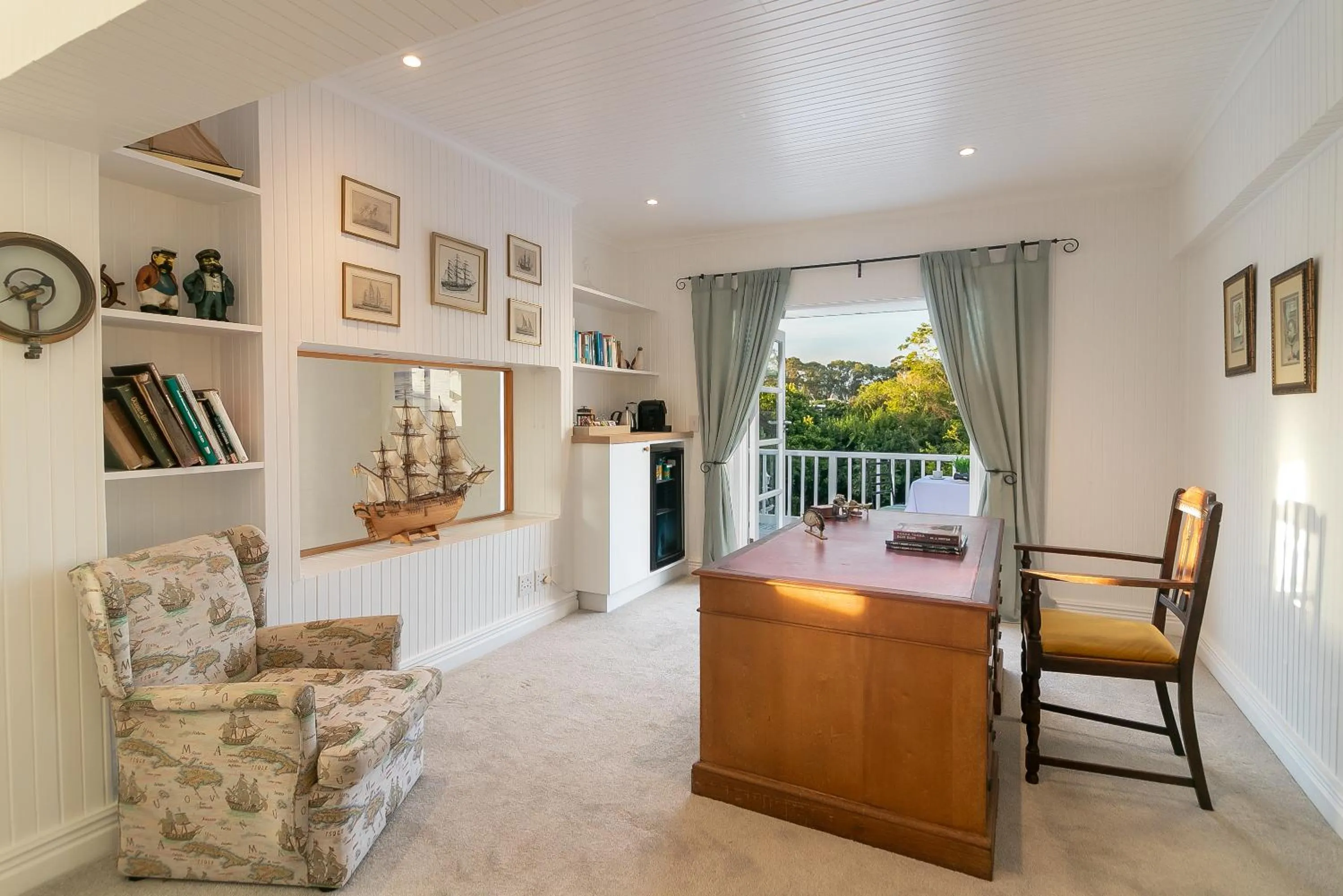 Coffee/tea facilities in The Knysna Belle Guest House