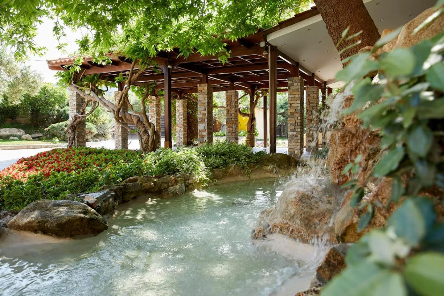 Garden in Anthemus Sea Beach Hotel and Spa