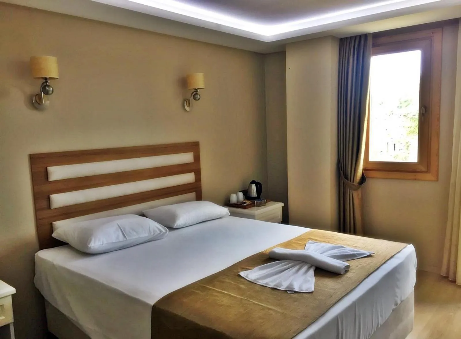 Bed in Feza Otel