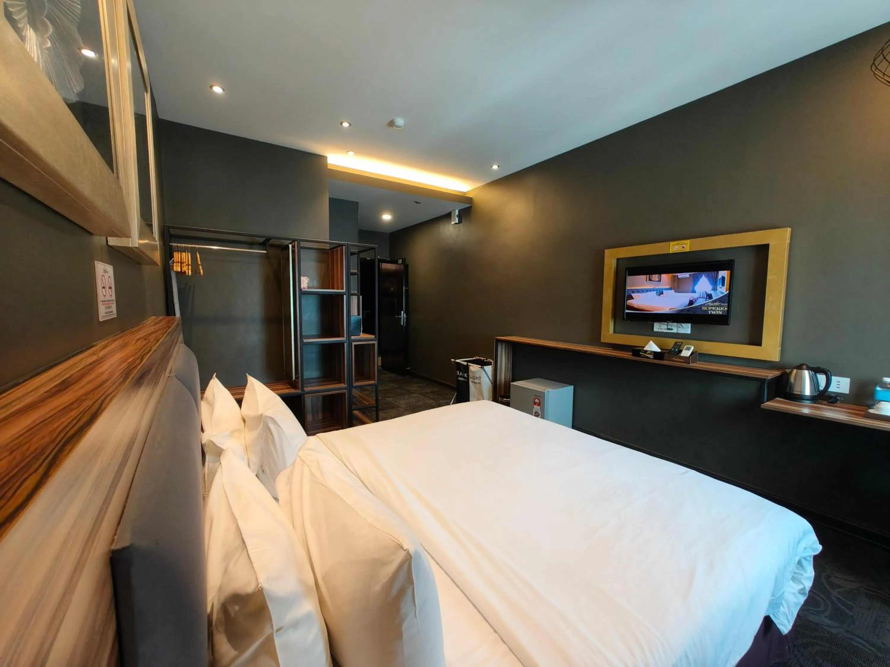 Bed in Asiatic Hotel