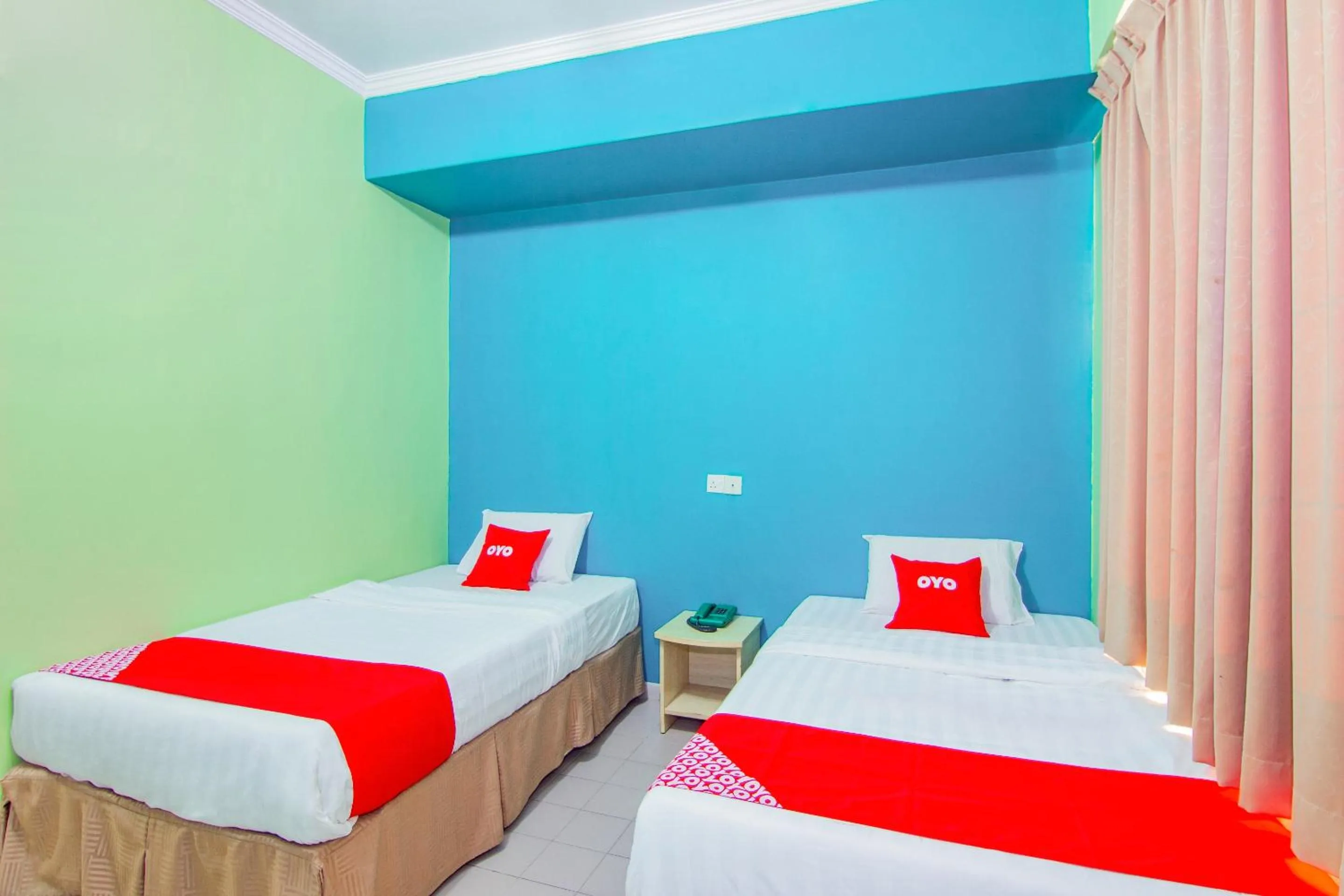 Bedroom, Bed in Hotel O New Sabah