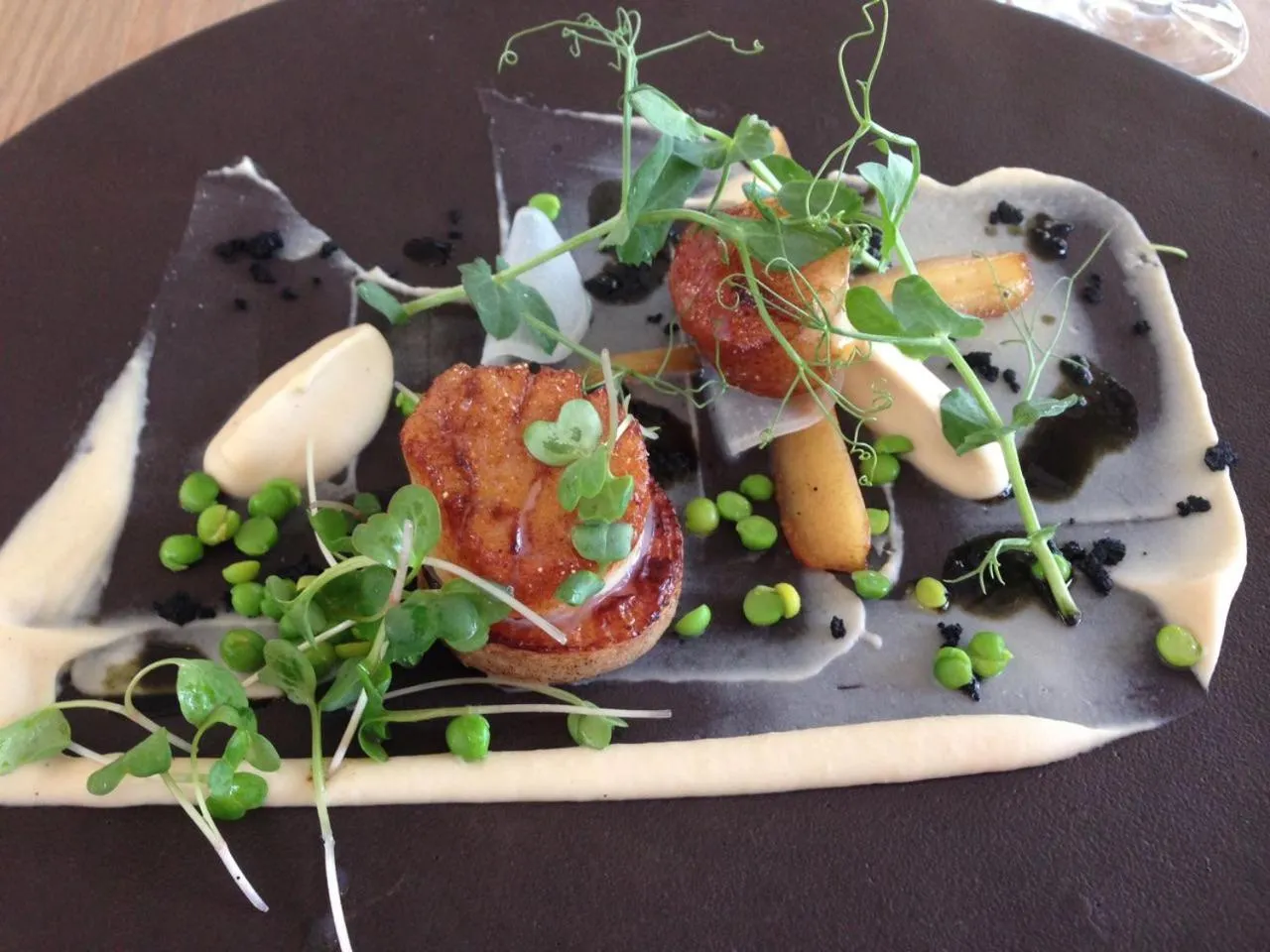 Restaurant/places to eat in A Smart Stay Apartments