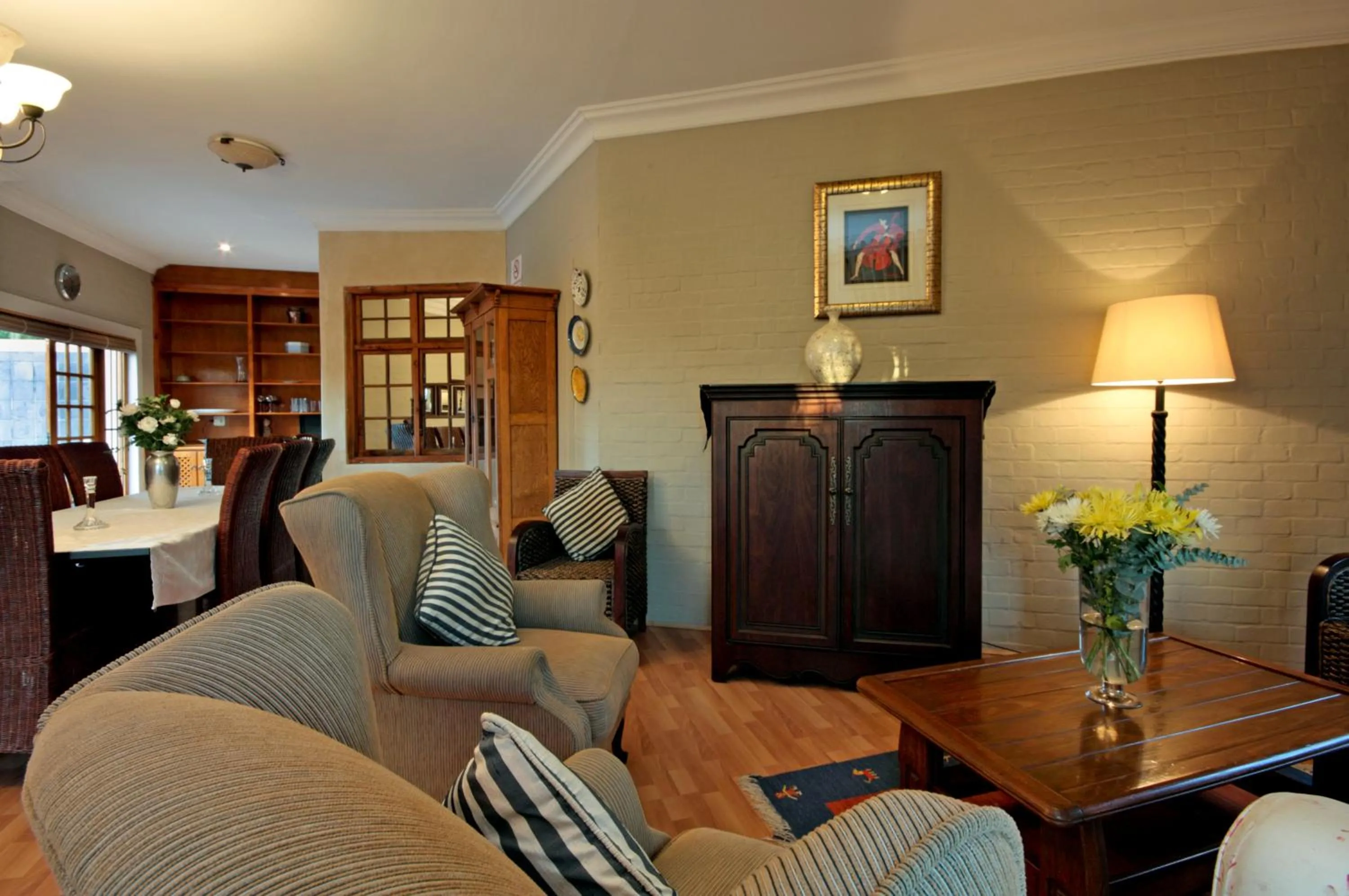 Communal lounge/ TV room in A Smart Stay Apartments