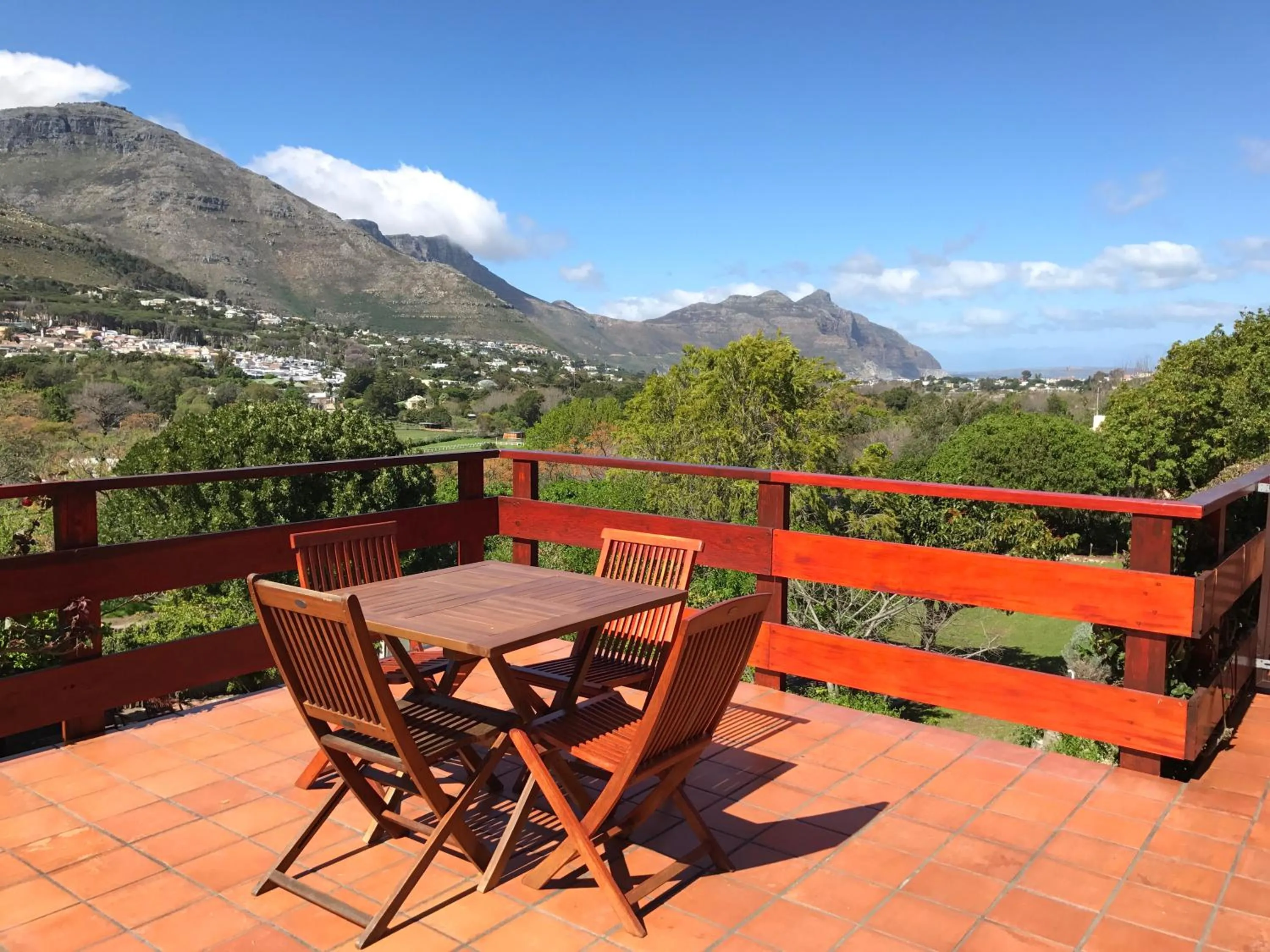 The Salt House Guest House in Hout Bay