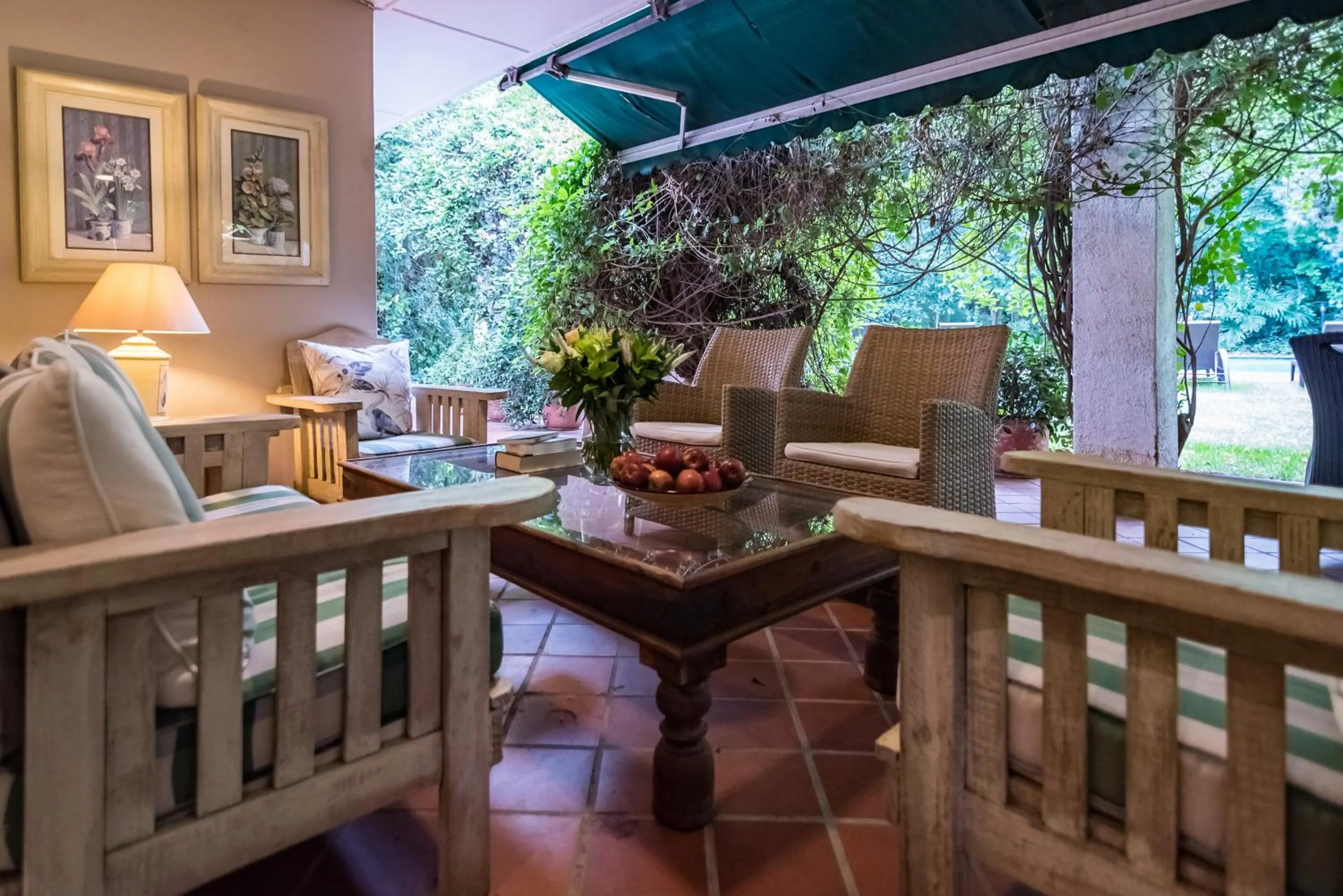 Patio in Melrose Place Boutique Hotel