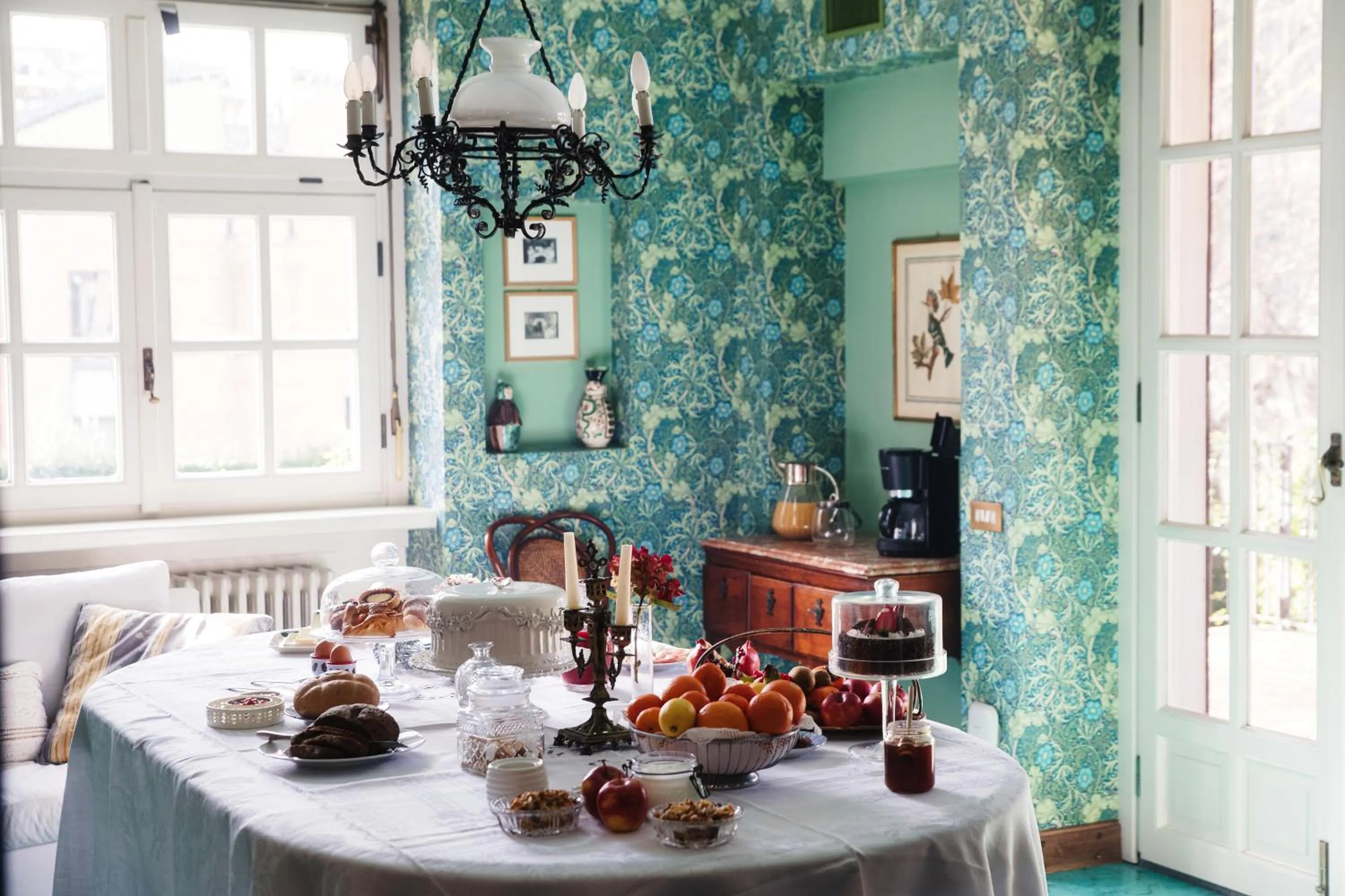 Food and drinks in Ronco Dell'Abate - Lake Como Relais B&B