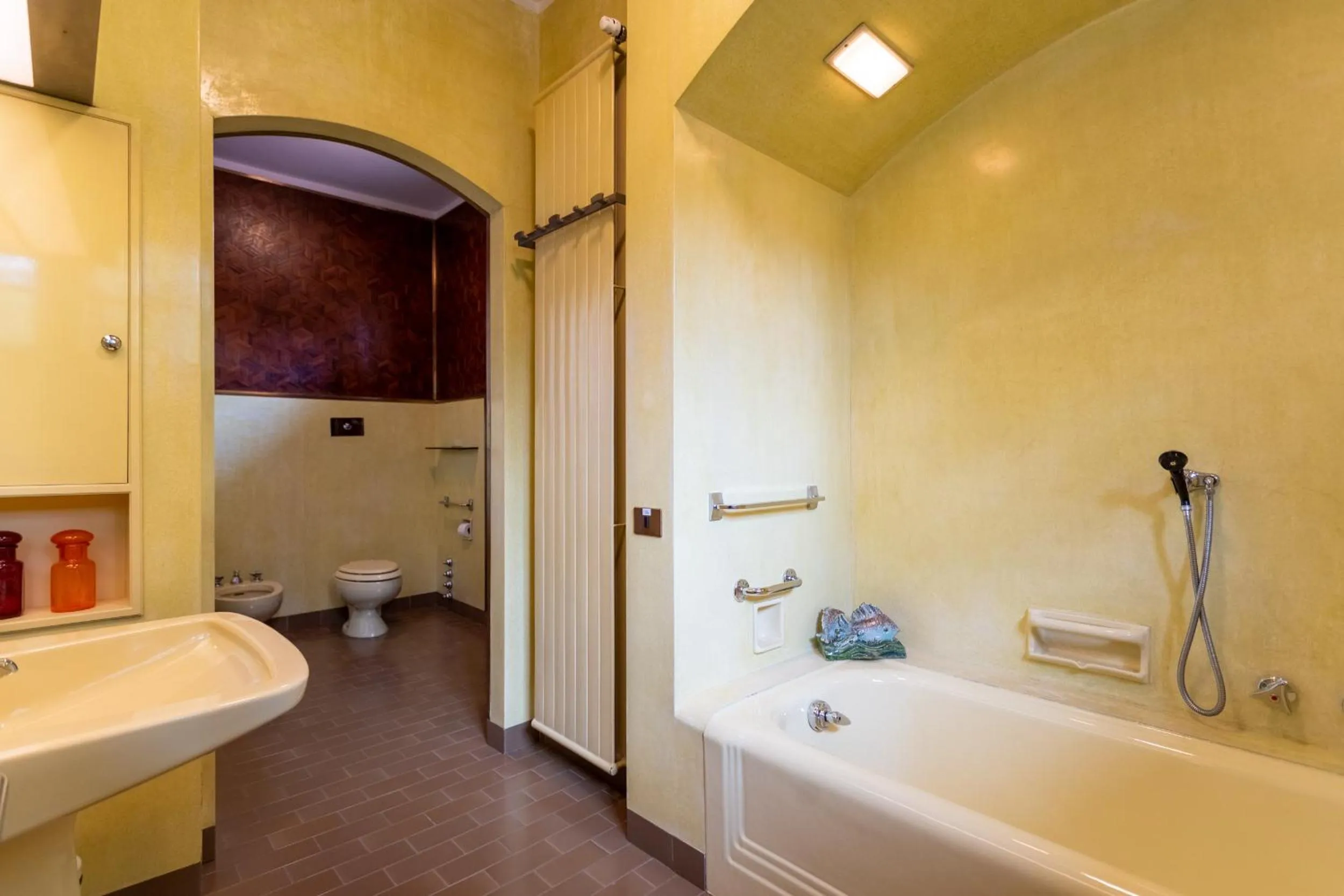Bathroom in Ronco Dell'Abate - Lake Como Relais B&B