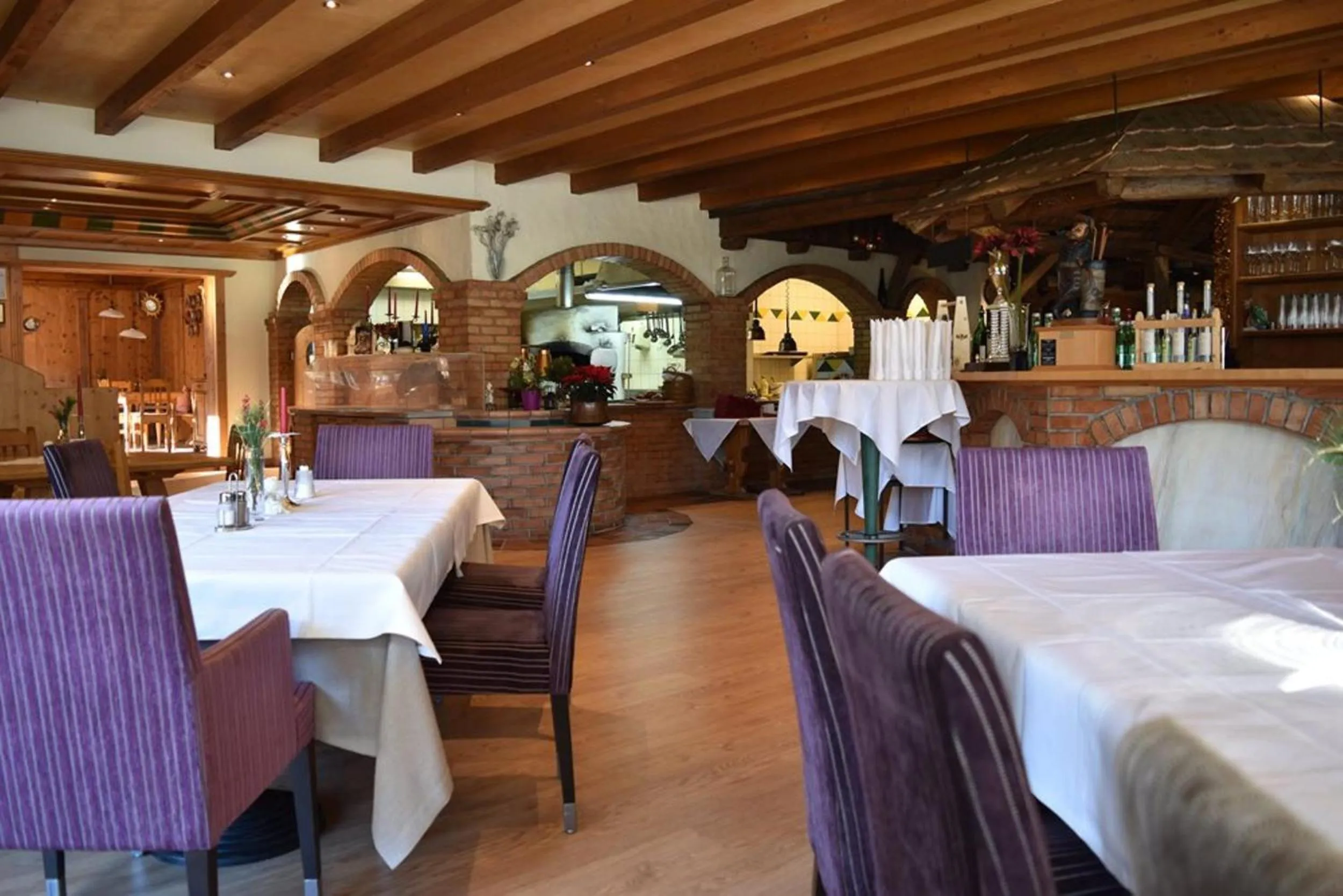 Restaurant/places to eat in Golf- und Sporthotel Moarhof