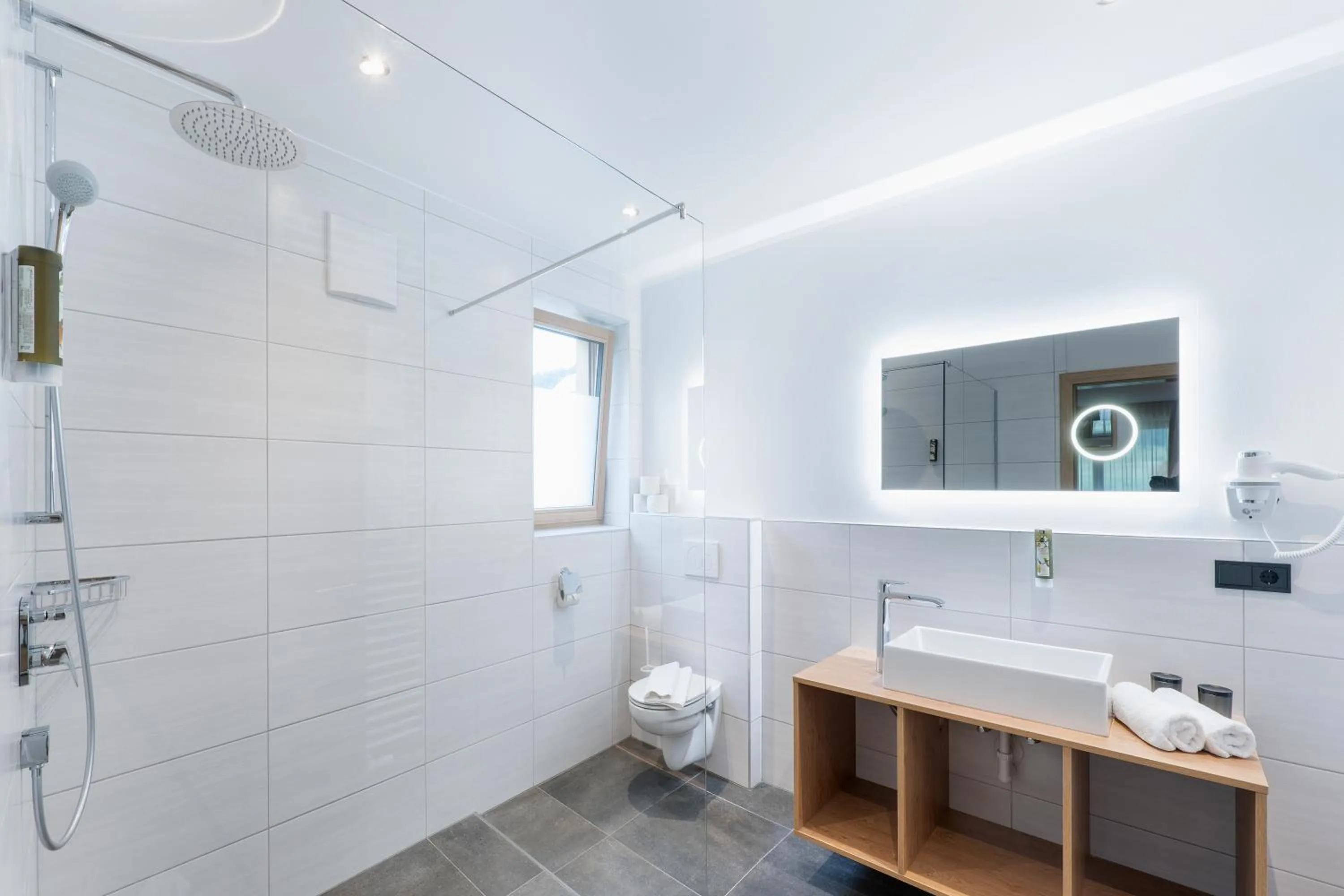 Bathroom in Golf- und Sporthotel Moarhof