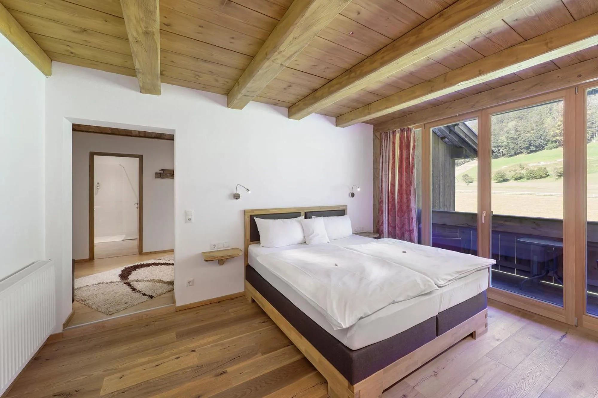 Photo of the whole room, Bed in Golf- und Sporthotel Moarhof