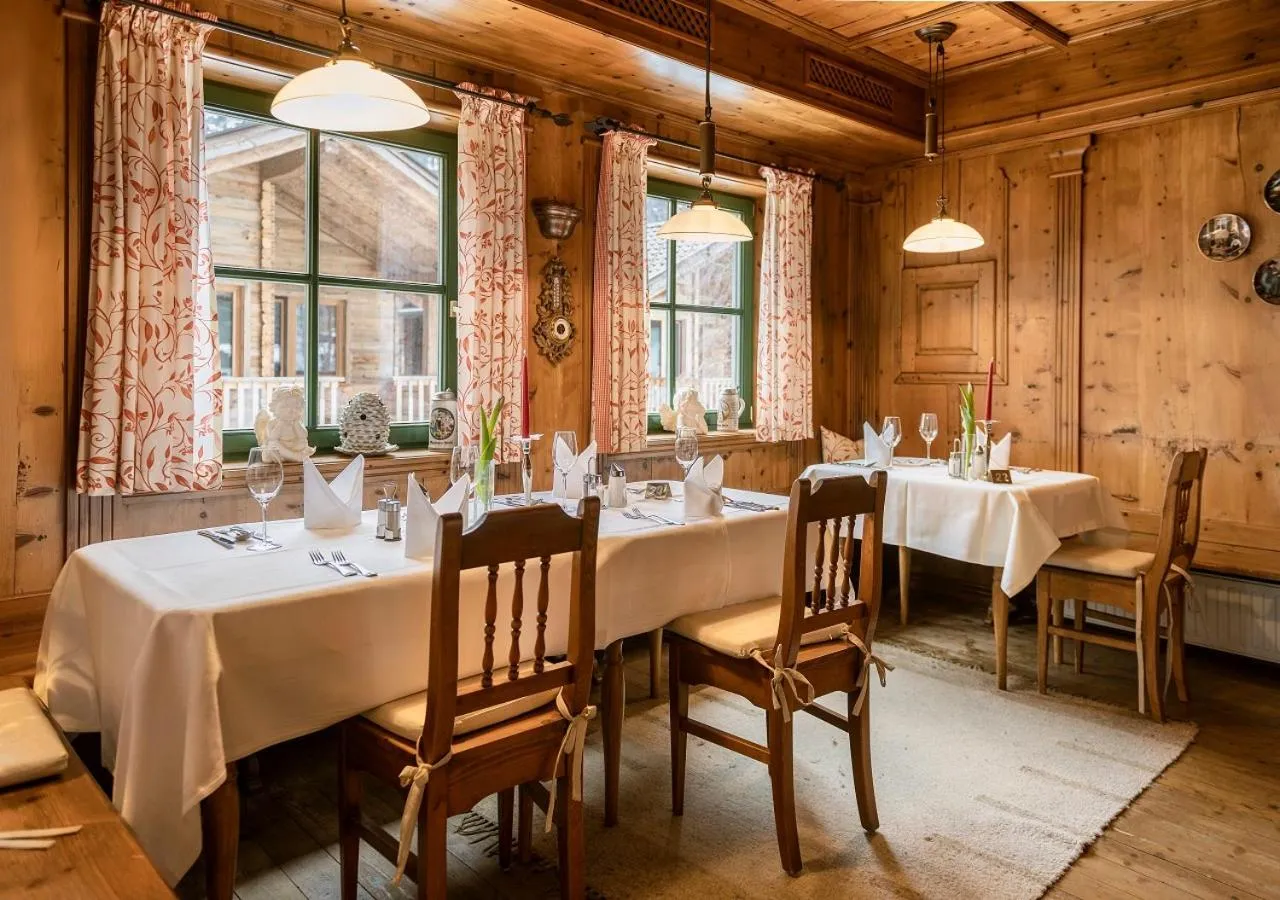 Restaurant/places to eat in Golf- und Sporthotel Moarhof