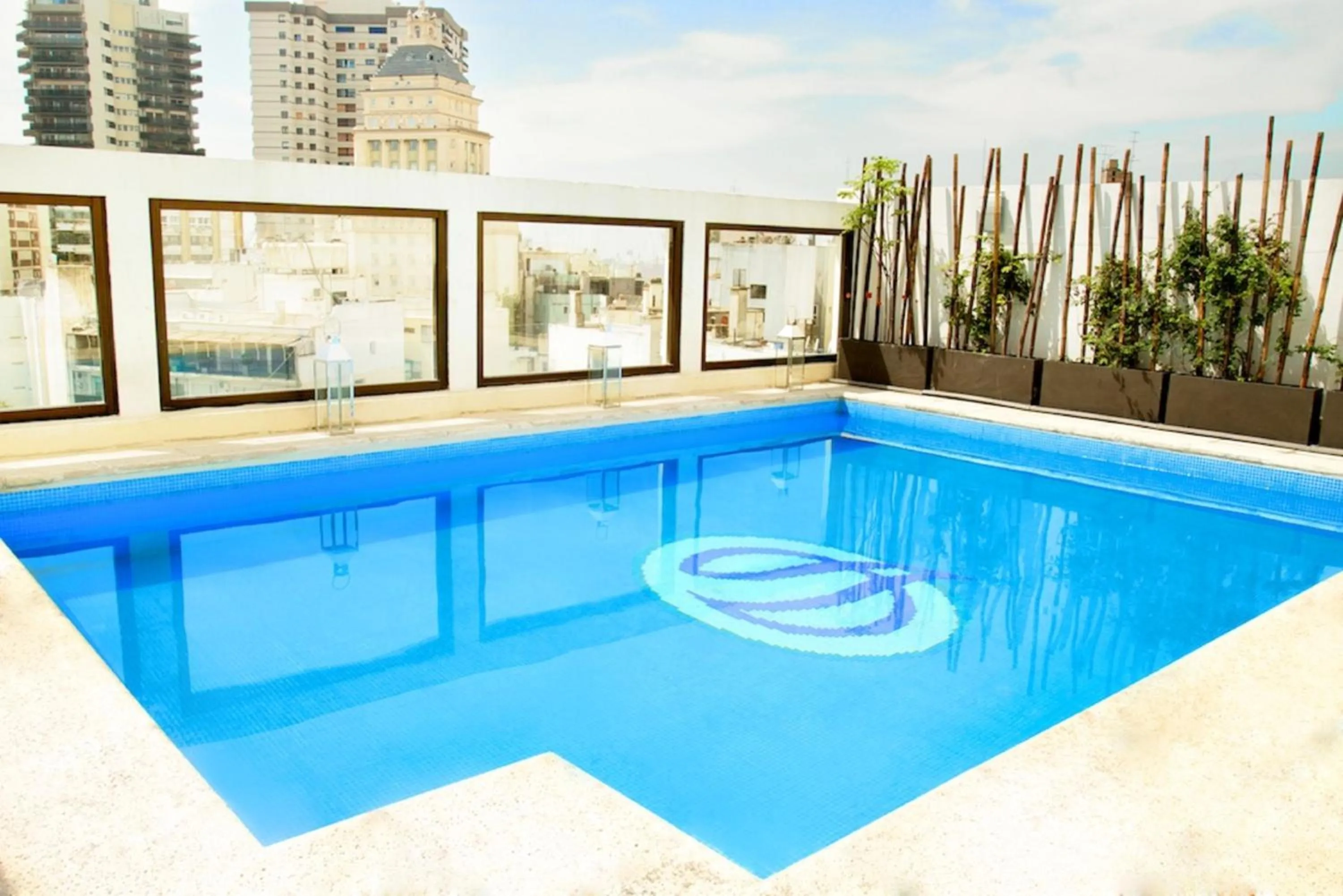 Swimming pool in Argenta Tower Hotel & Suites