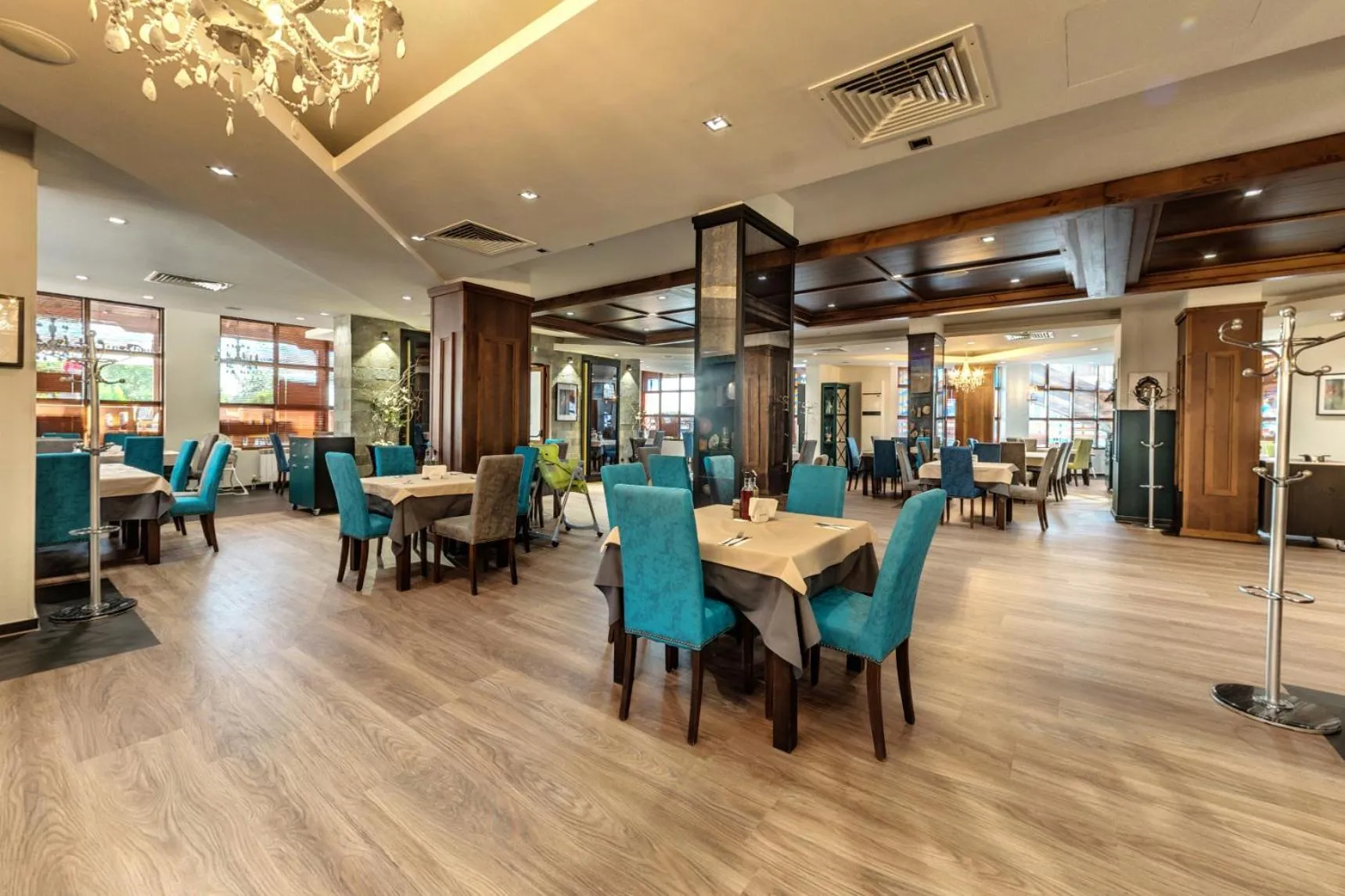 Breakfast in Belvedere Holiday Club