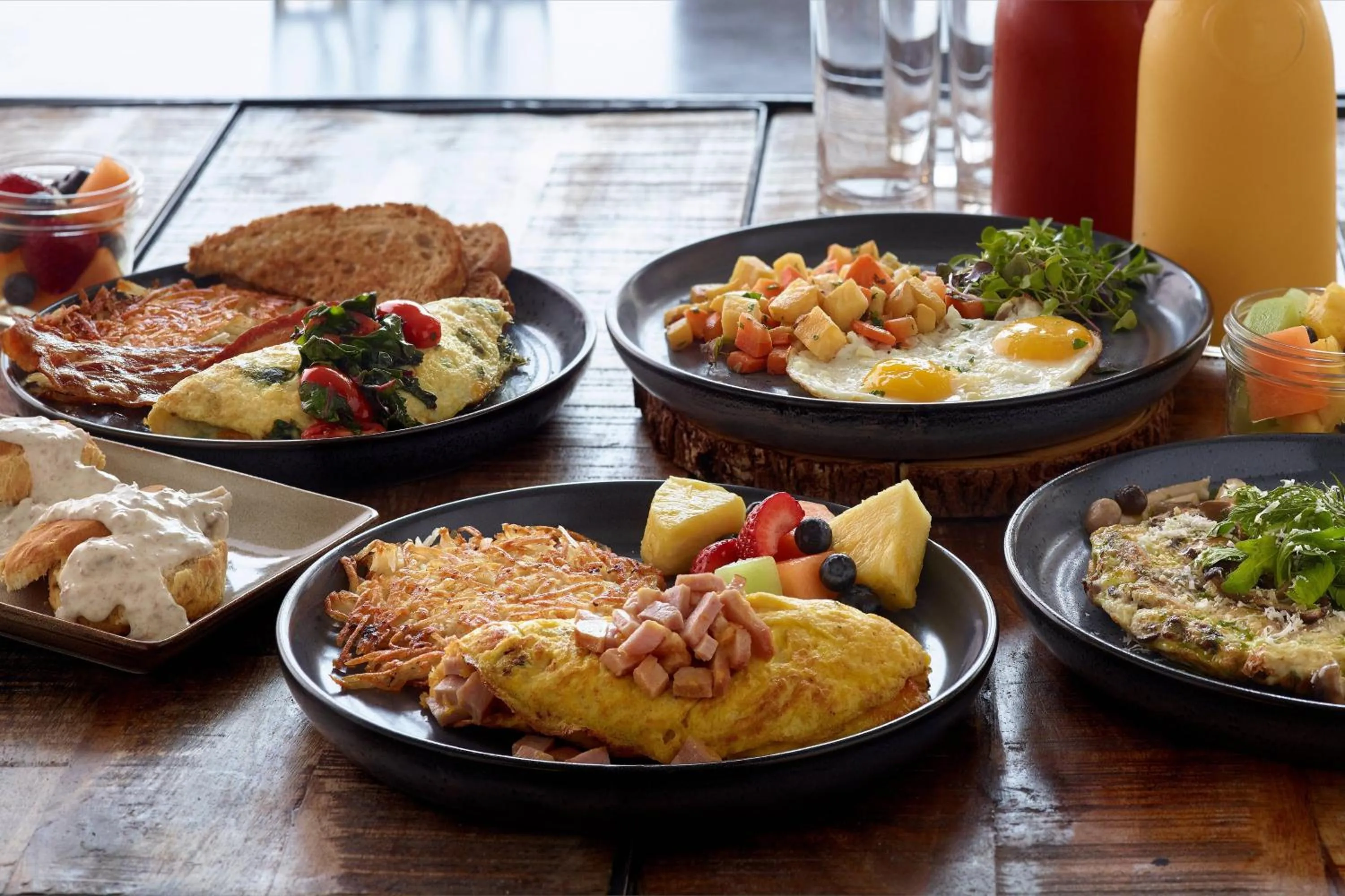 Restaurant/places to eat in Atlanta Marriott Marquis