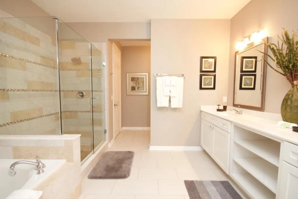 Bathroom in Cayview Condo #231536