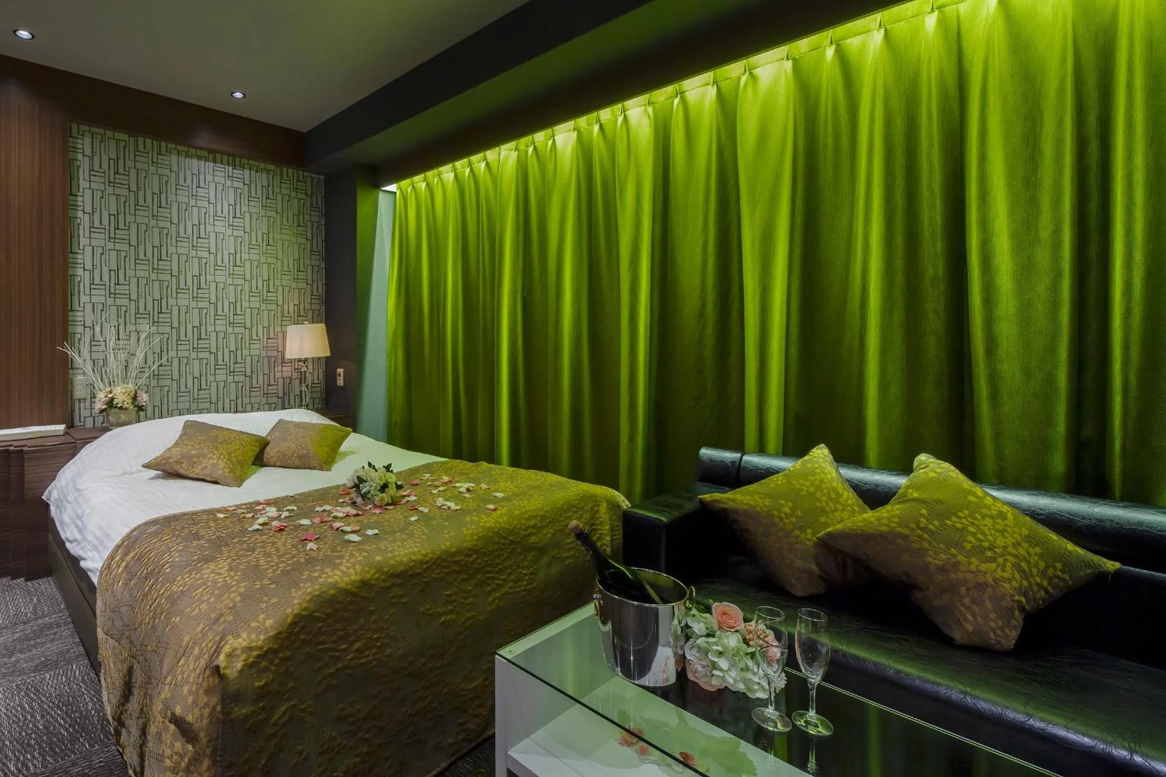 Photo of the whole room, Bed in Restay Hiroshima (Adult Only)