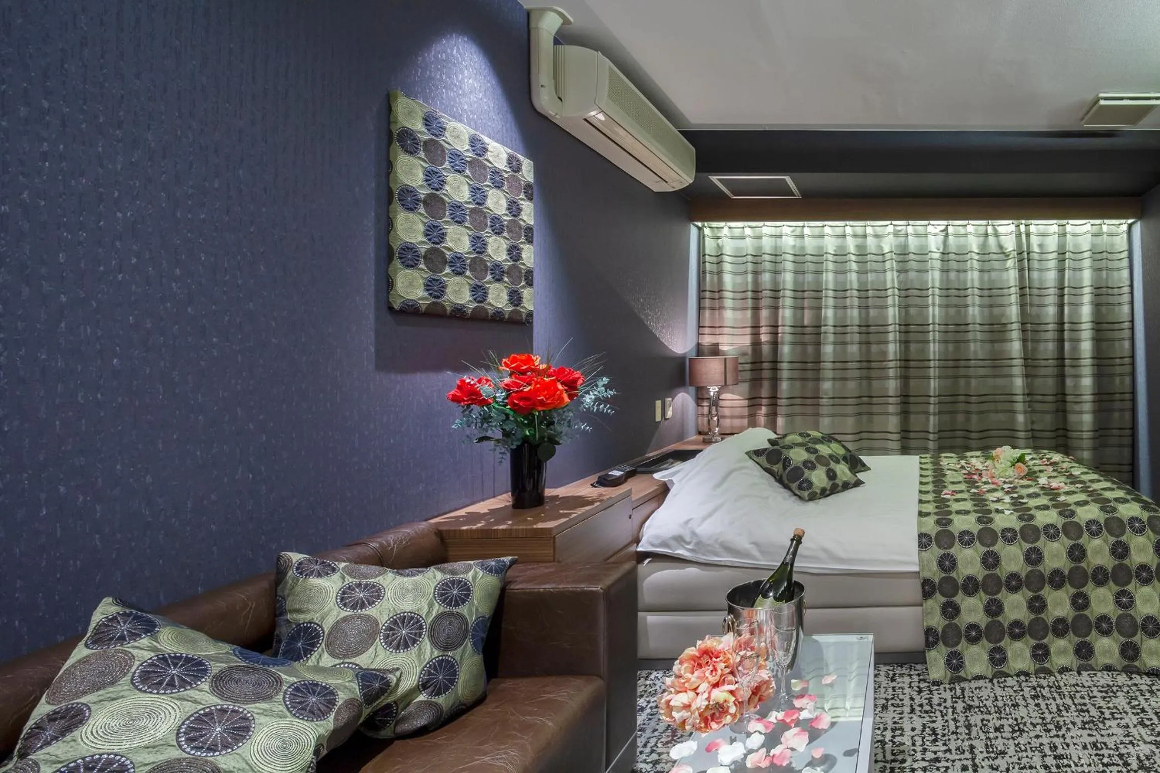 Photo of the whole room, Bed in Restay Hiroshima (Adult Only)