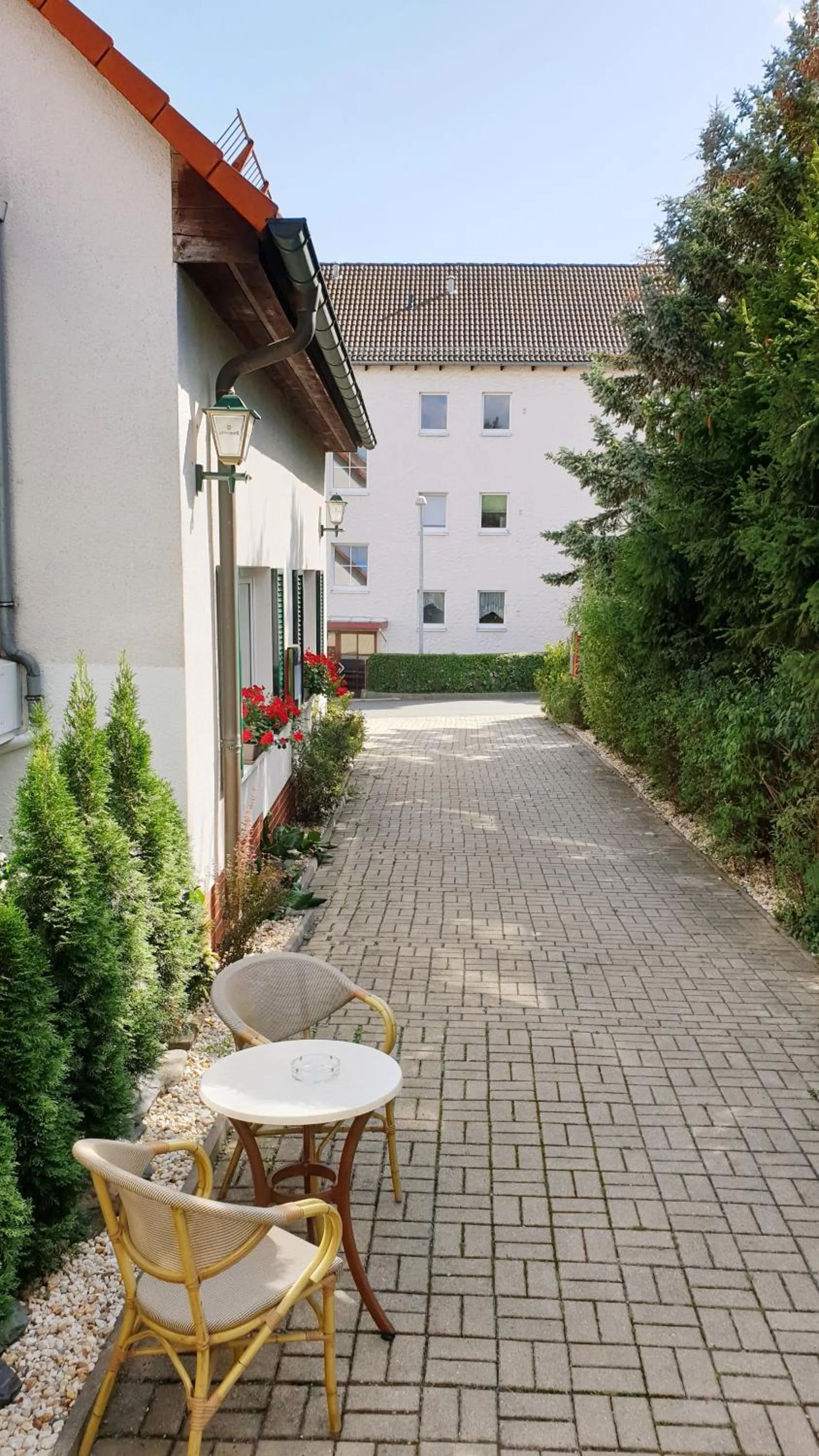 Facade/entrance in Ambiente Hotel garni