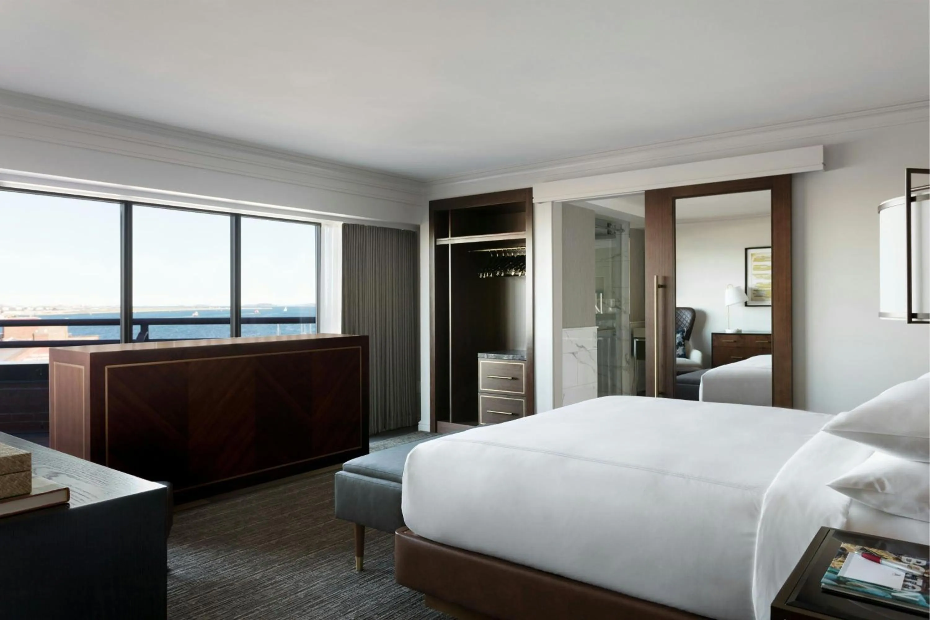 Bedroom, Bed in Boston Marriott Long Wharf